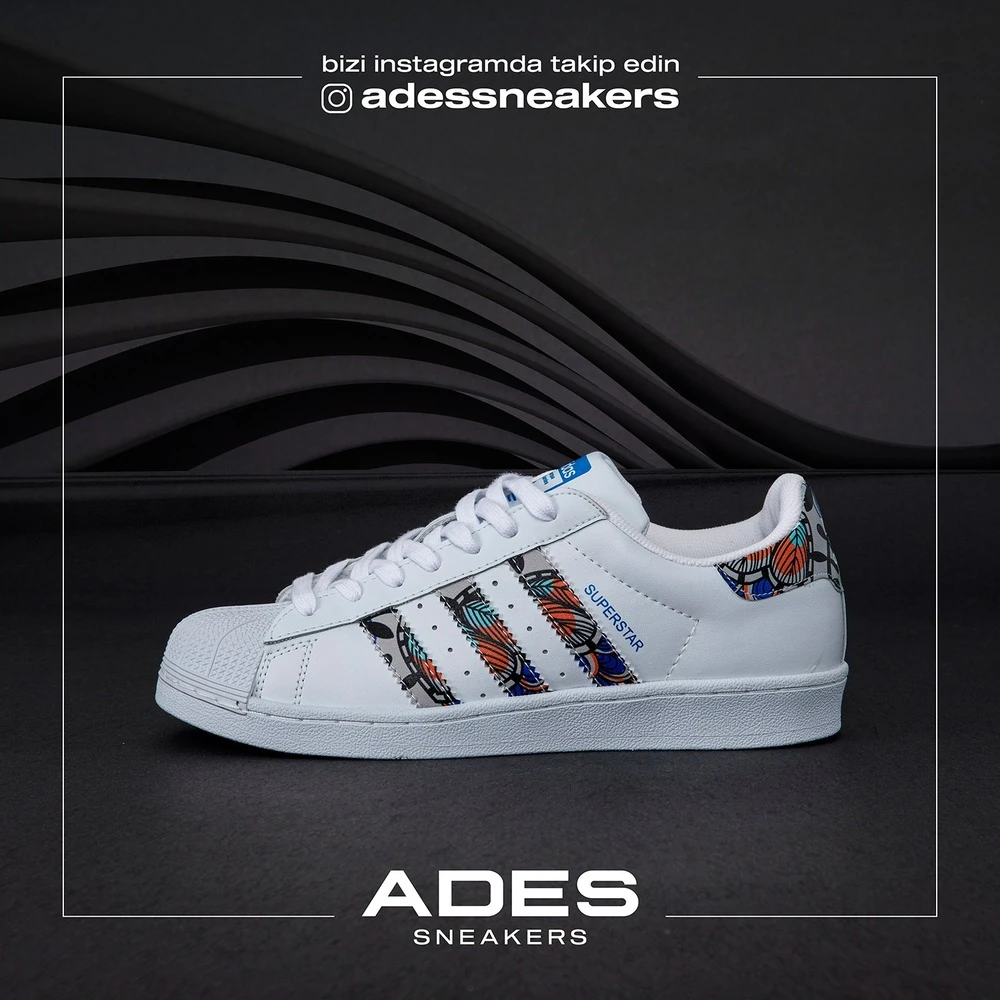 Adidas Superstar “Blue Flowers”