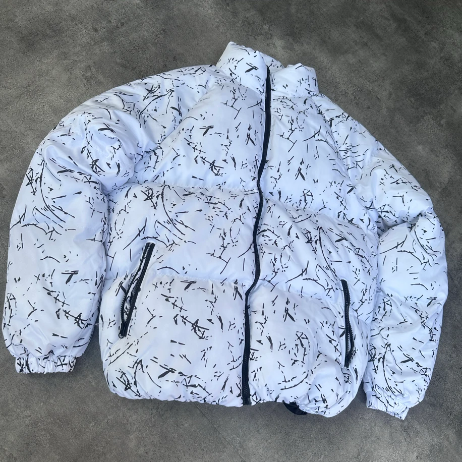 Oversize Beyaz Siyah Baskı Şişme Mont