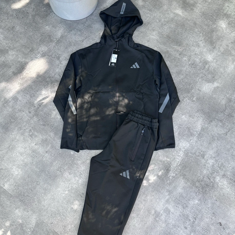 Adidas Eşofman Takımı