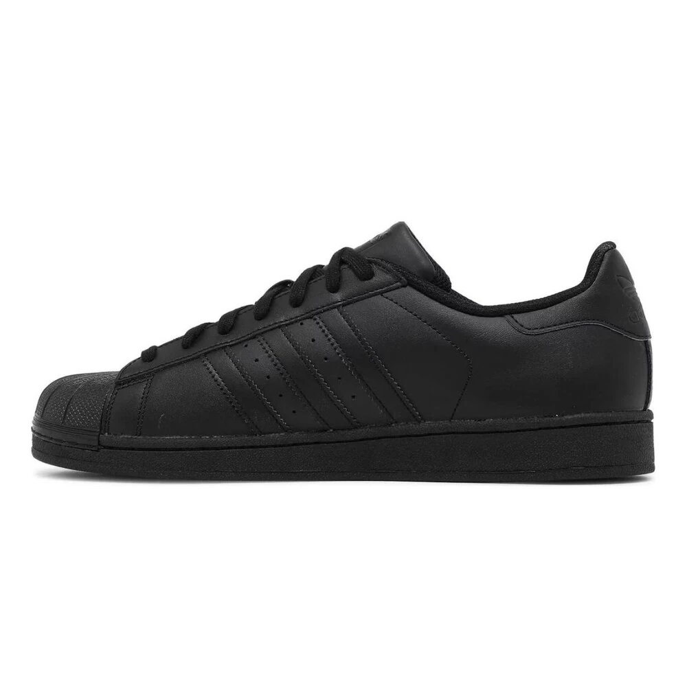 Adidas Superstar “All Black”