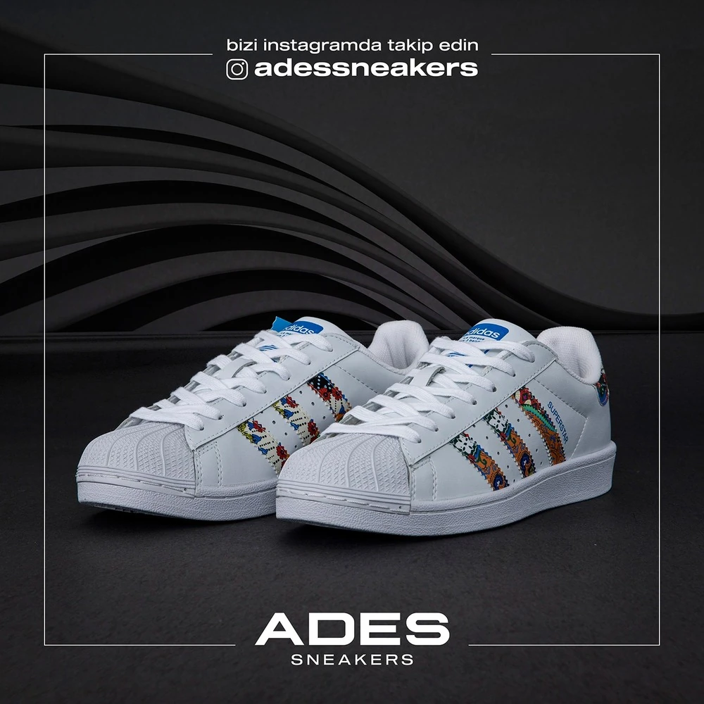 Adidas Superstar “Flowers”
