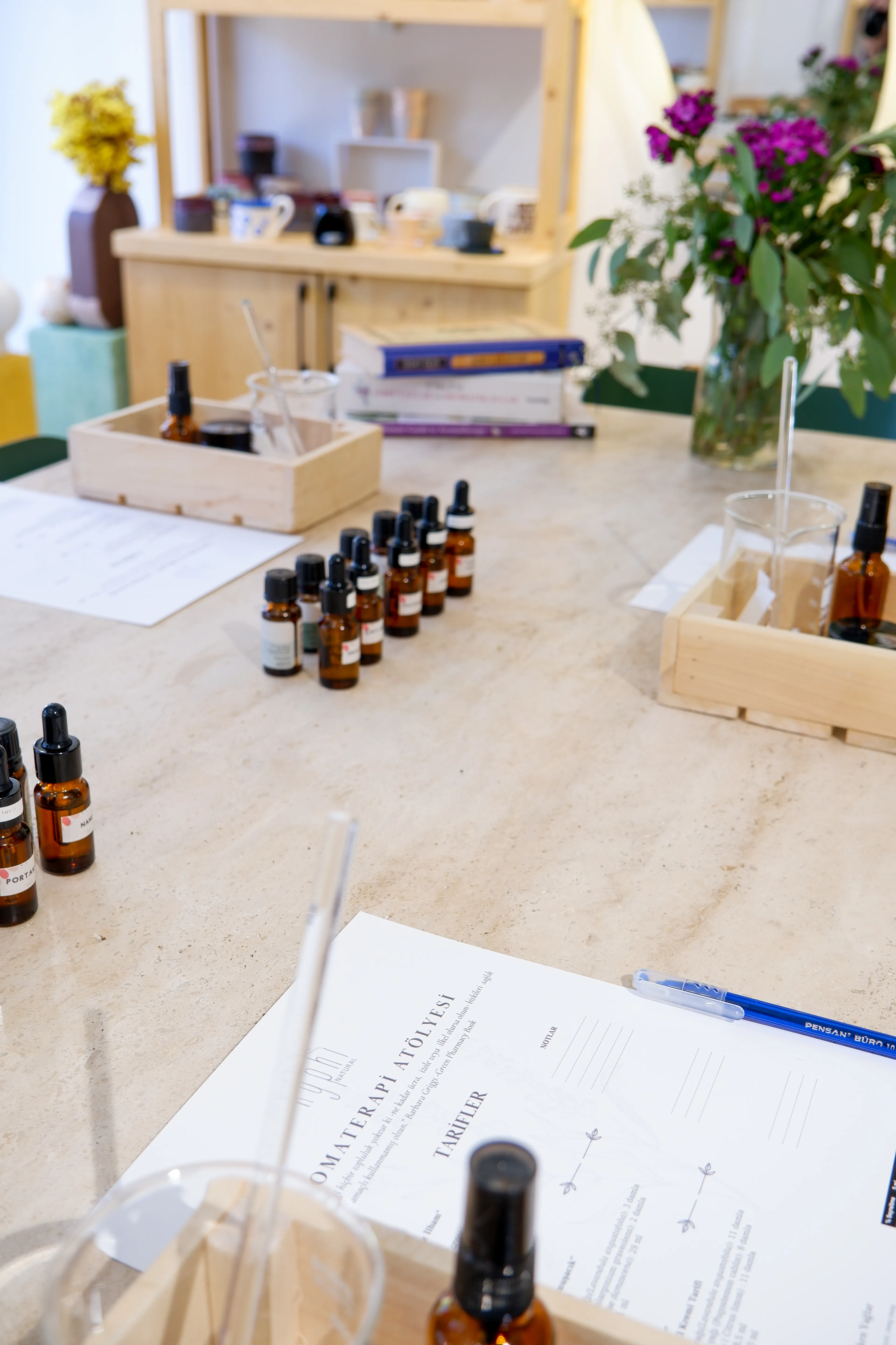 Aromaterapi 101 Atölyesi: Bitkilerin Şifası, Kullanımı ve Tarifler-22 Kasım Cumartesi Saat:14:00-17:00