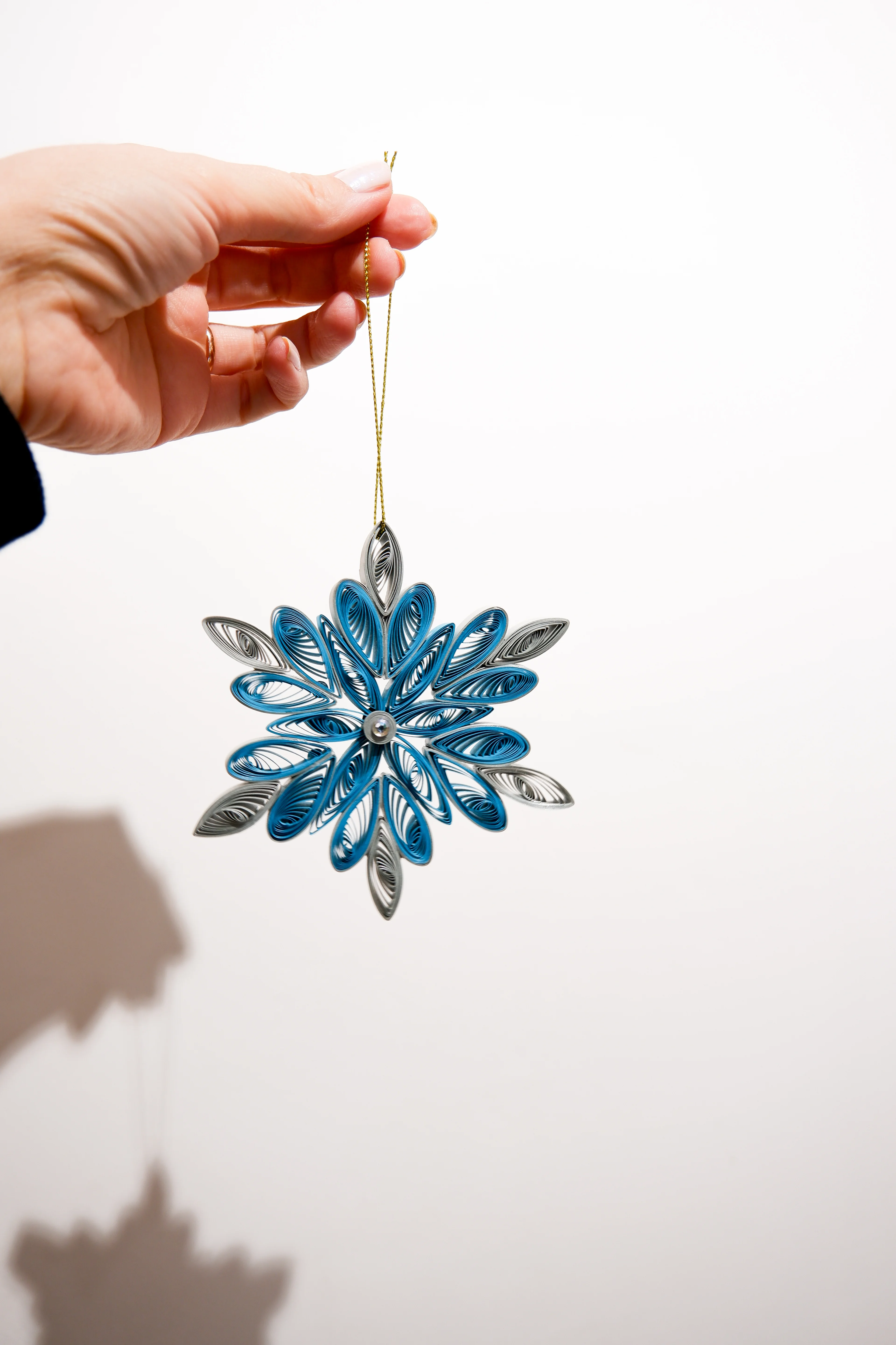 Esra Akyüz ile Yeni Yıl Temalı"Quilling Kağıt Sanatı" Atölyesi -12 Aralık Cuma-Saat:19:00-21:00