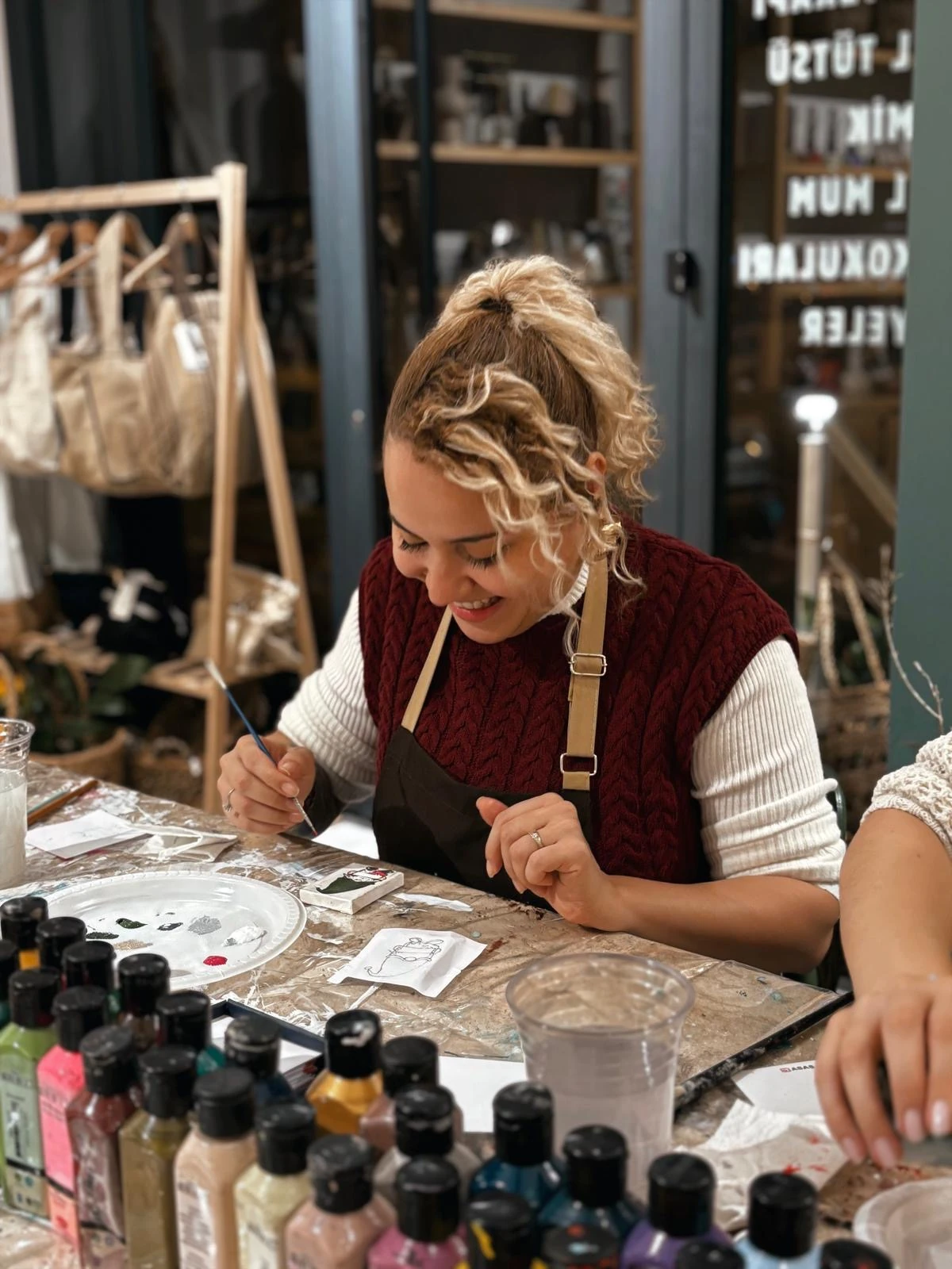 Duçi Studio ile "Mini Tuval Magnet" Atölyesi - 18 Kasım Salı-Saat: 19:30-21:30