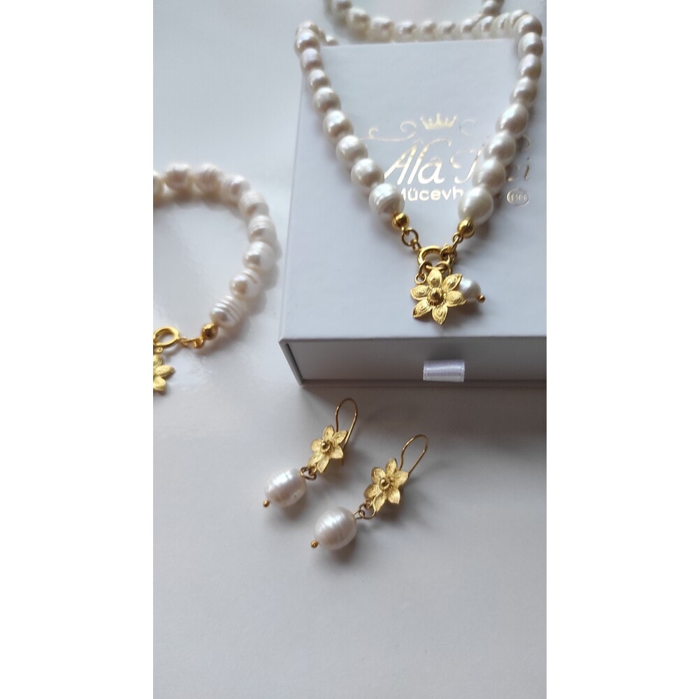 Dilfeza Gerçek İncili Gümüş Set .