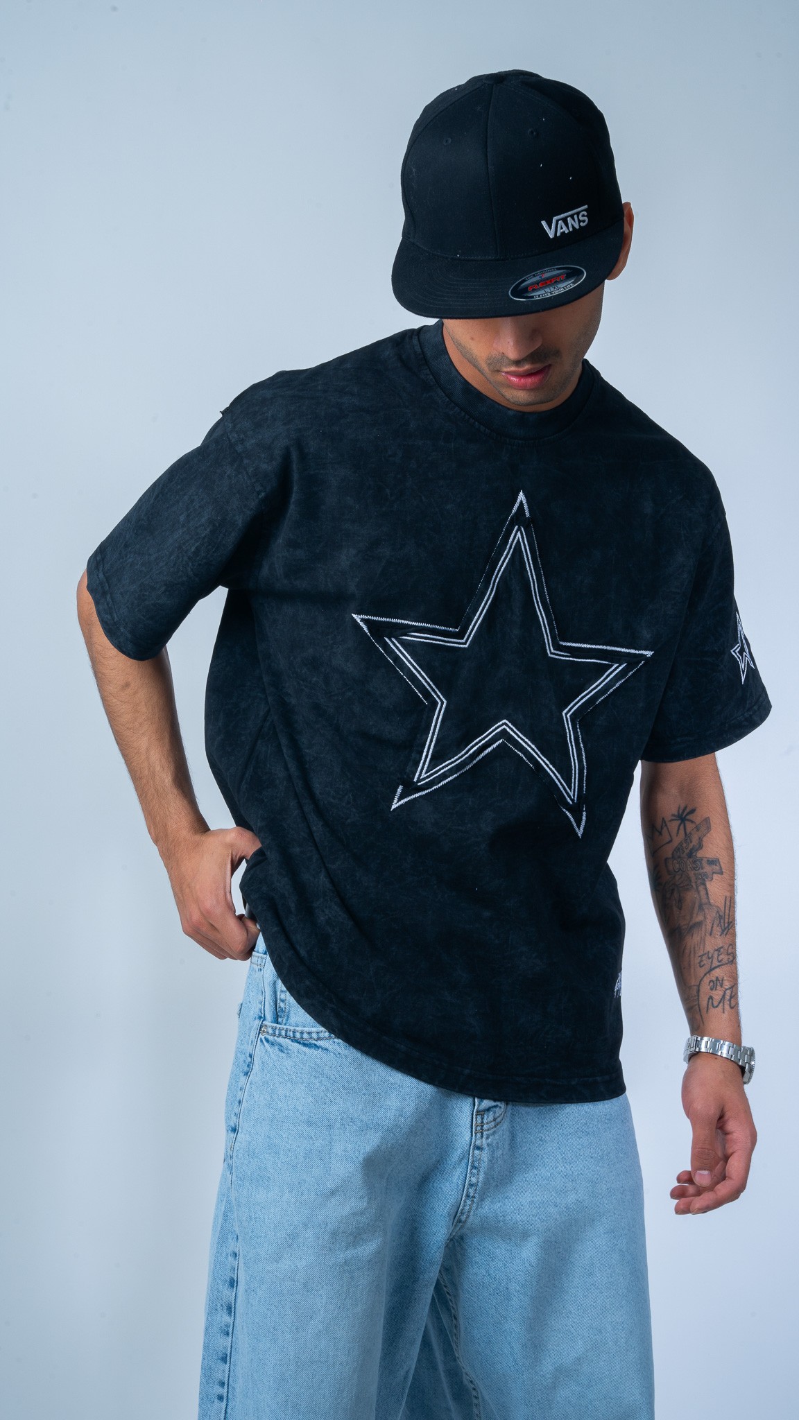 Yıldız Baskılı Oversize Siyah T-Shirt