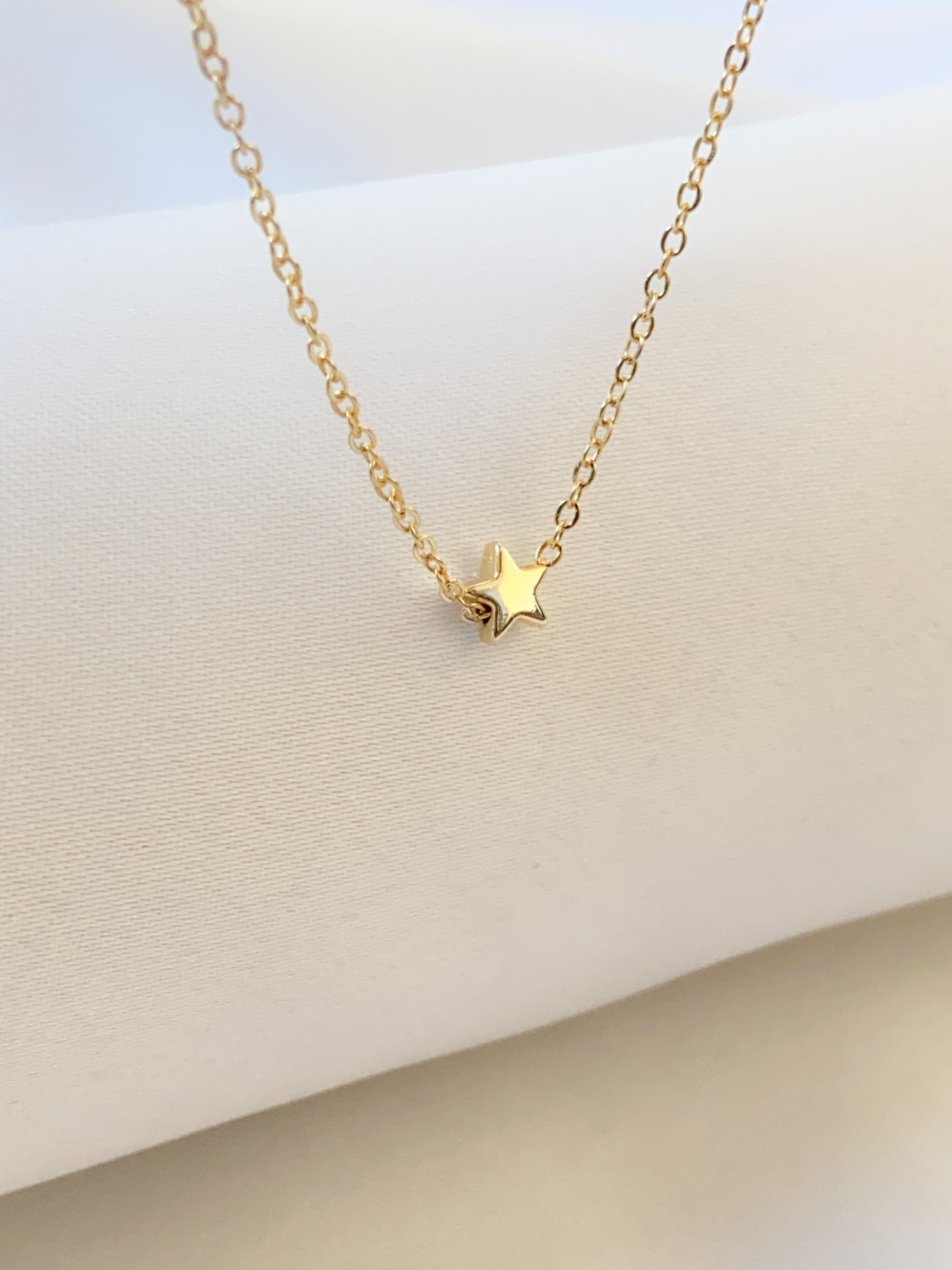 Minimal Star Necklace