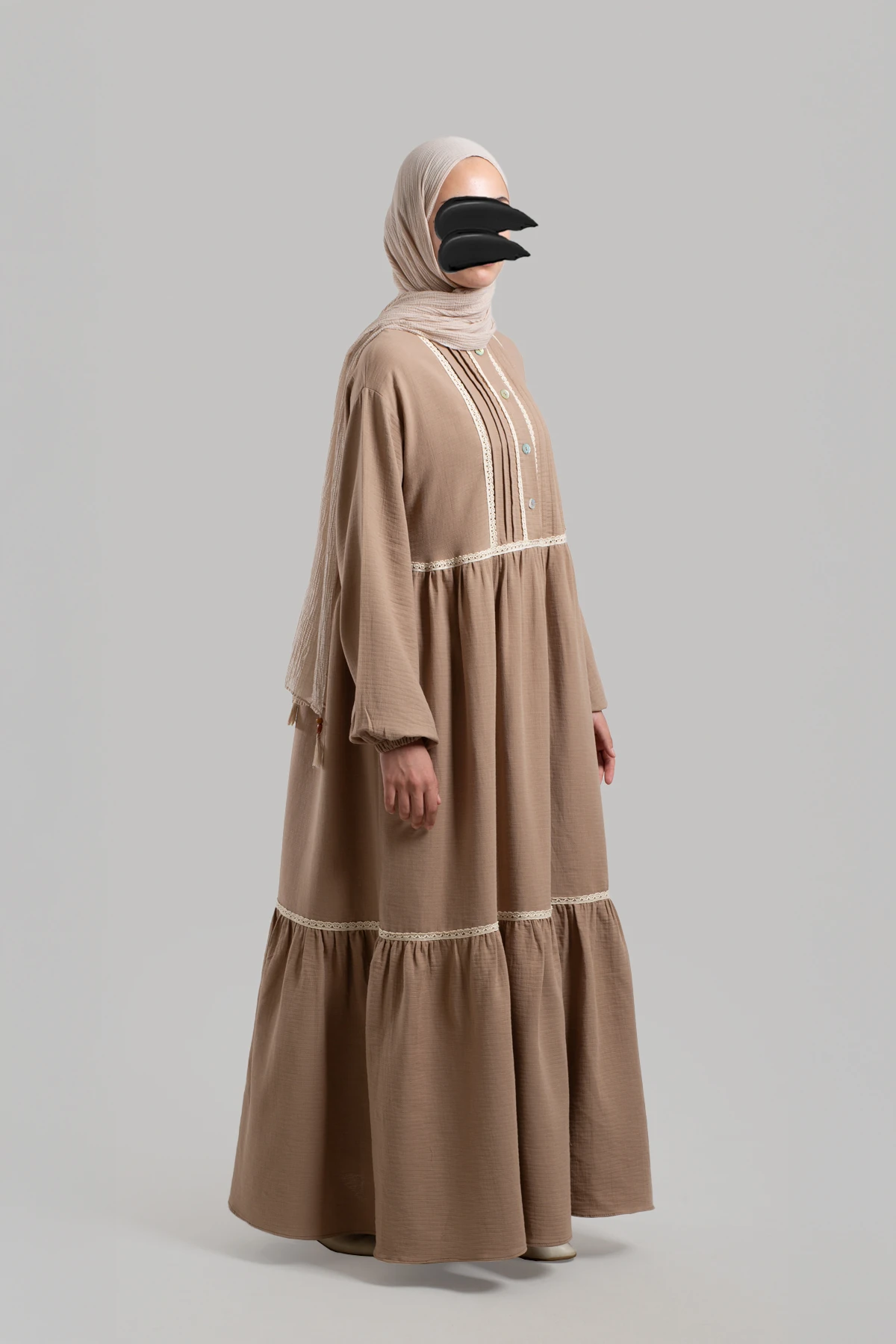 Güpür Detaylı Müslin Elbise