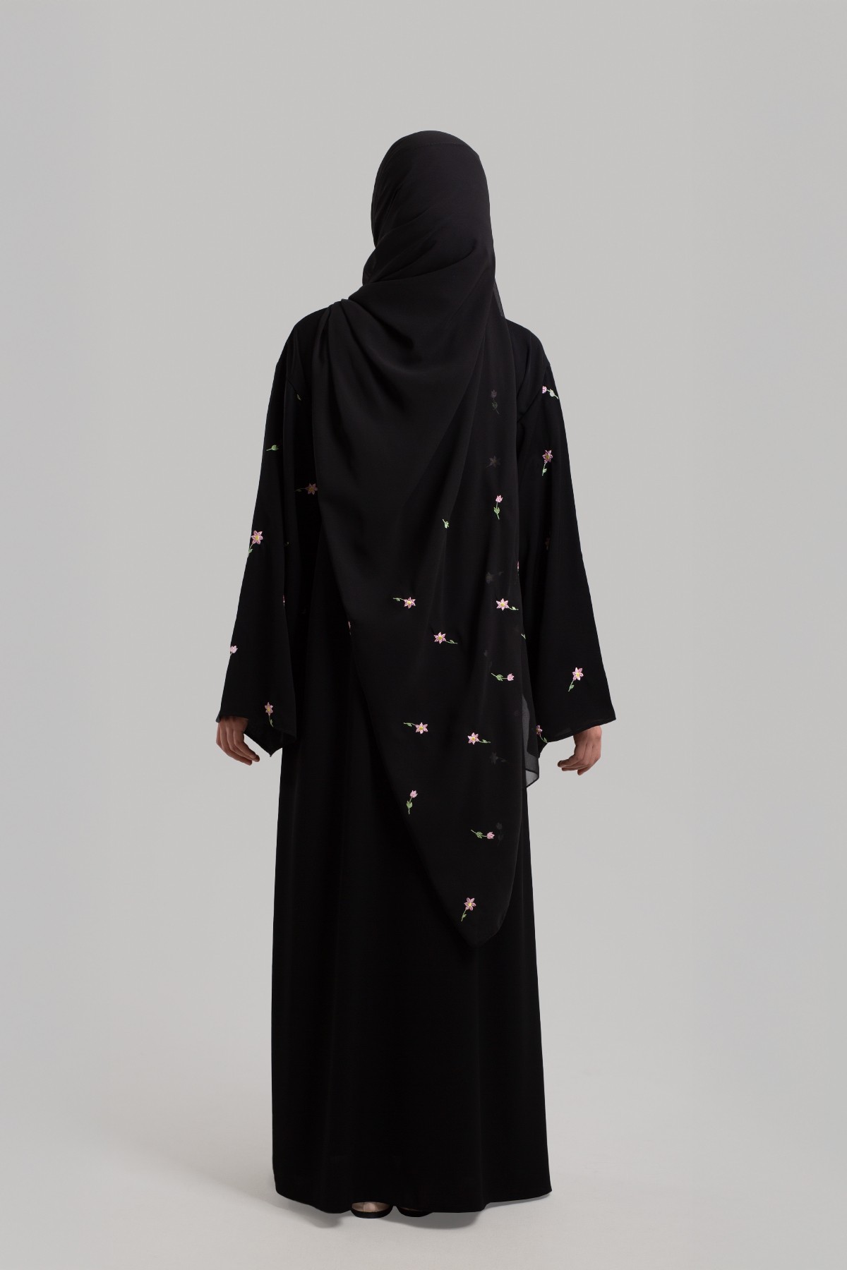 Nakışlı Abaya