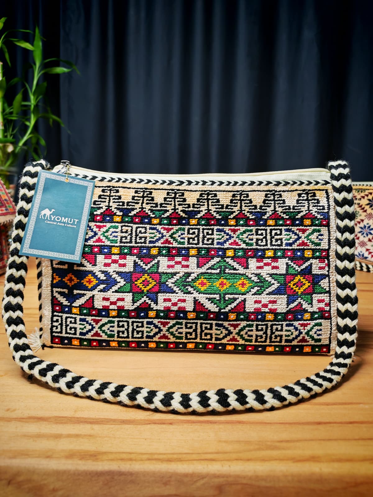 El Dokuma Türkmen İpek Omuz Çanta | Çift Yüz Gözenek & Çeşmi-Gül Motif | 32x20 cm