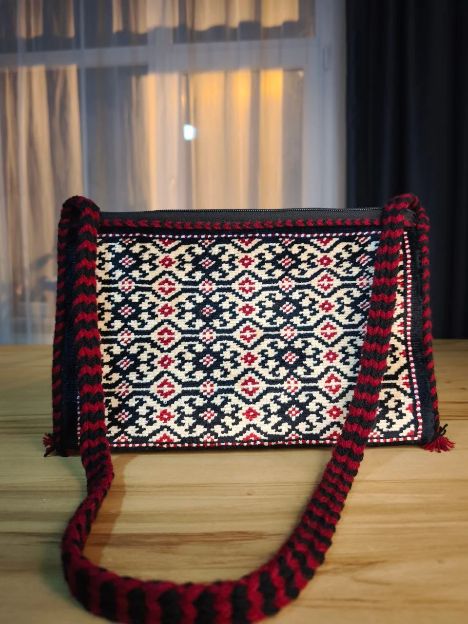 İpek El Dokuma Türkmen Çantası – Göli/Gülli Motifli