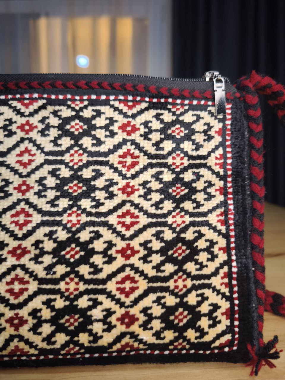 İpek El Dokuma Türkmen Çantası – Göli/Gülli Motifli