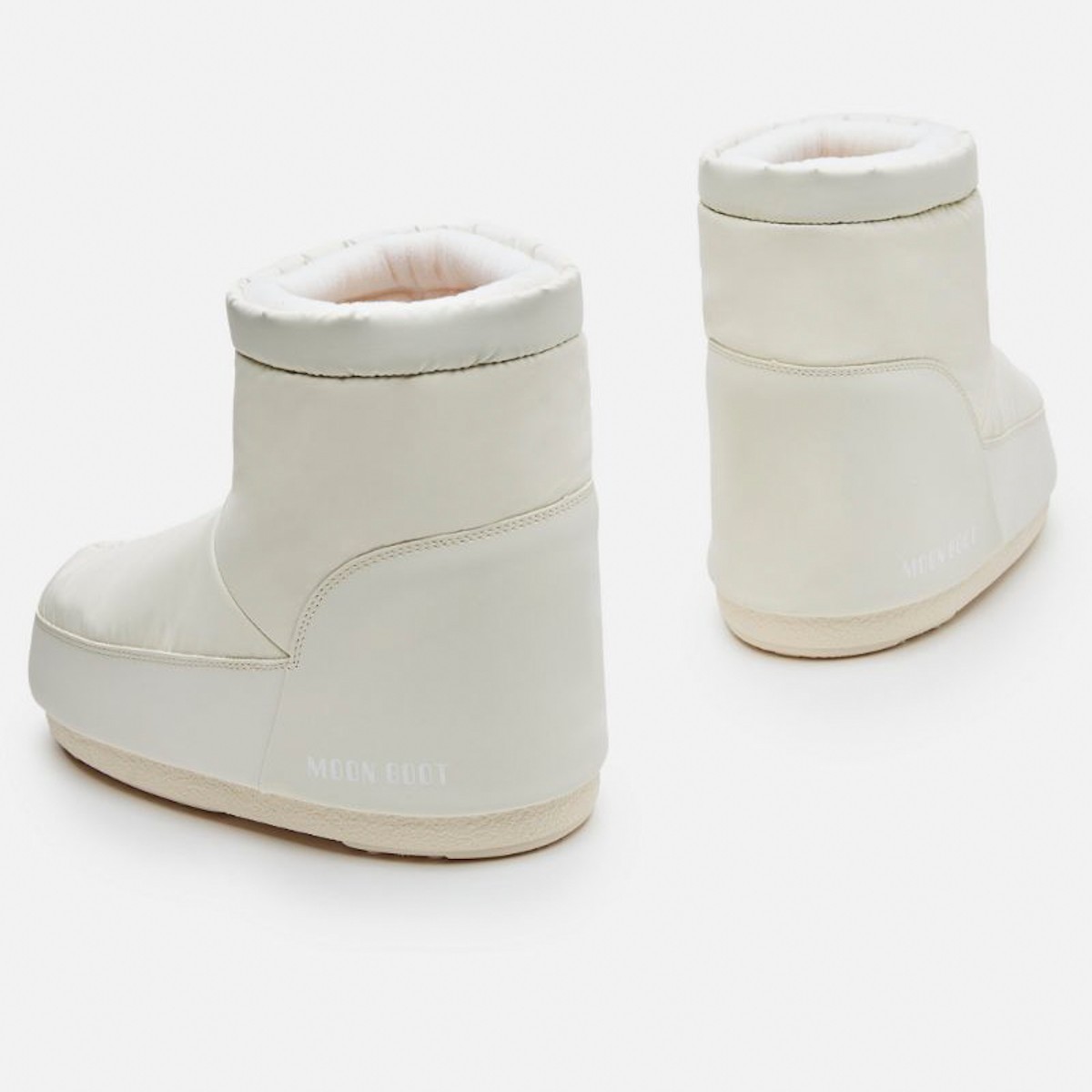 14094100-003 Moon Boot Icon Low Nolace Rubber Cream