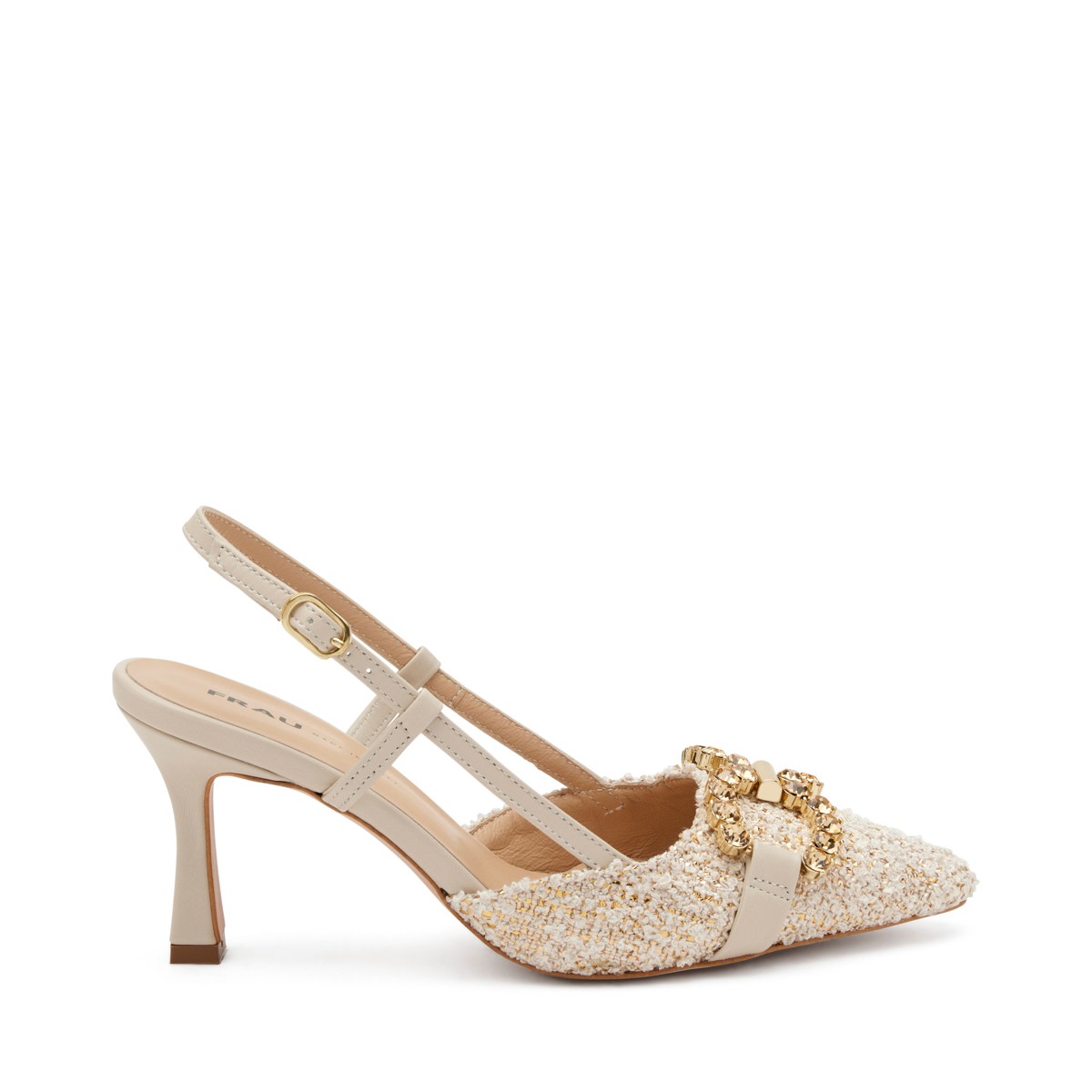 82R7  Frau FANCYplume ORObeige