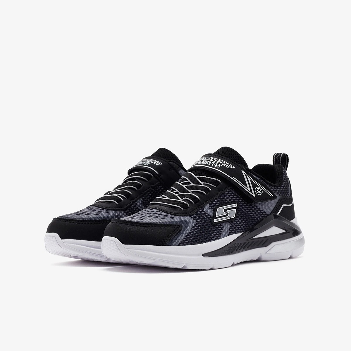 401660L BKSL Skechers TRI-NAMICS Black/Silver