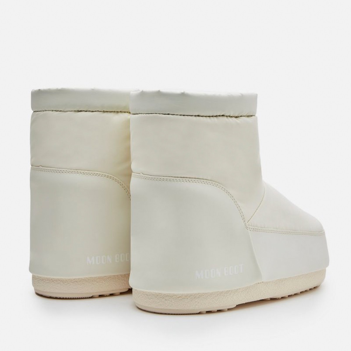 14094100-003 Moon Boot Icon Low Nolace Rubber Cream