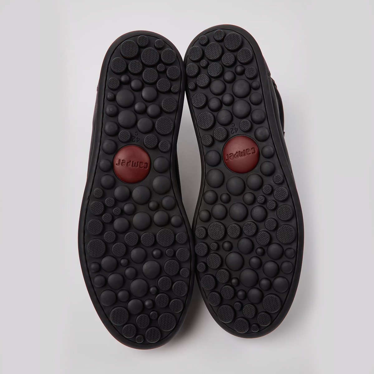 33766-125 Camper Pelotas Ariel Black