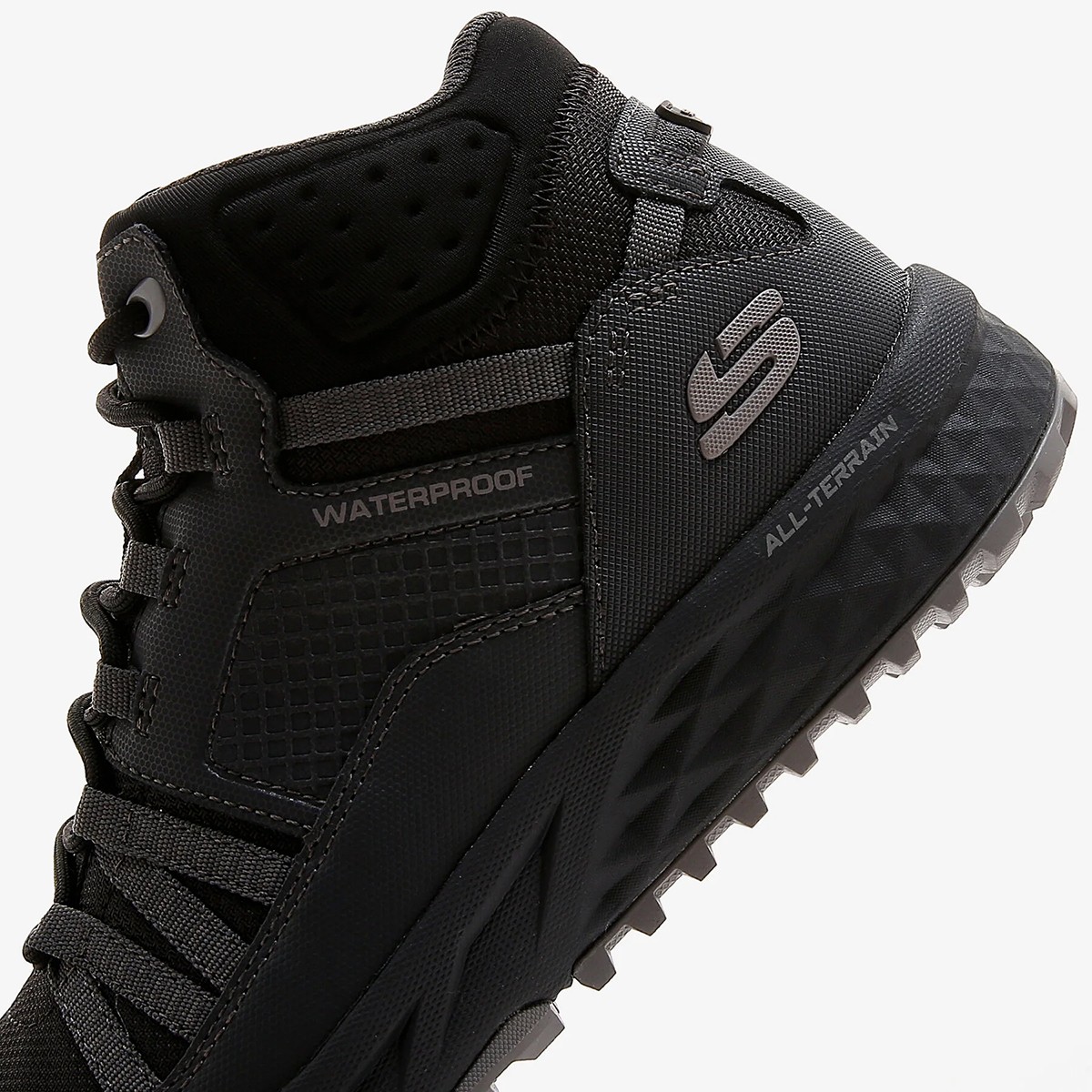 180063 CCBK Skechers ESCAPE PLAN - OUTWARD VOYAGE Charcoal Textile /Black Trim