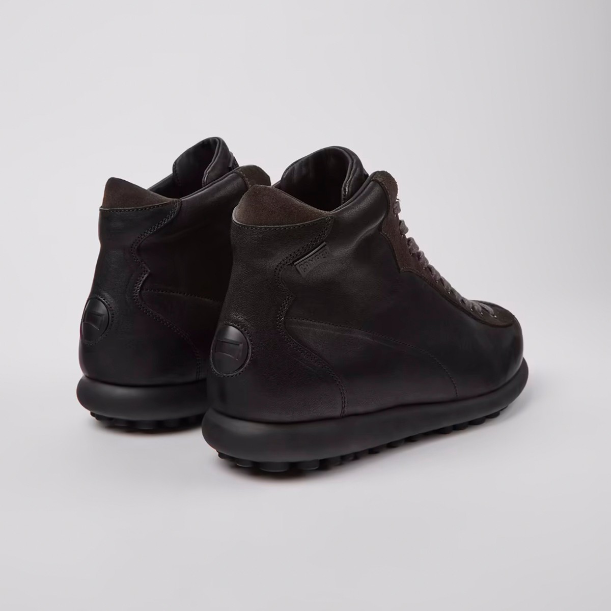 33766-125 Camper Pelotas Ariel Black