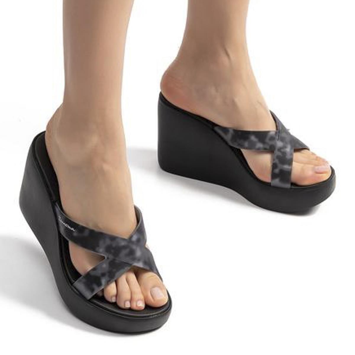 Kadın Terlik 83520 Ipanema HIGH FASHION SLIDE FEM DD0050 Black-Grey