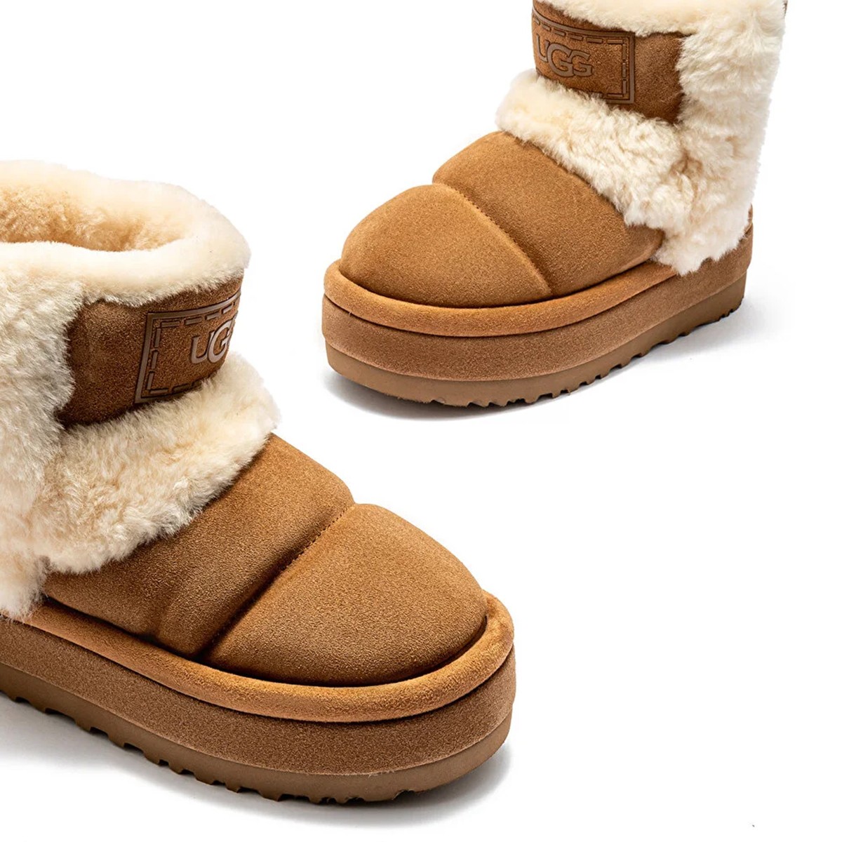 1144046 UGG W CLASSIC CLOUDPEAK Chestnut (Taba)