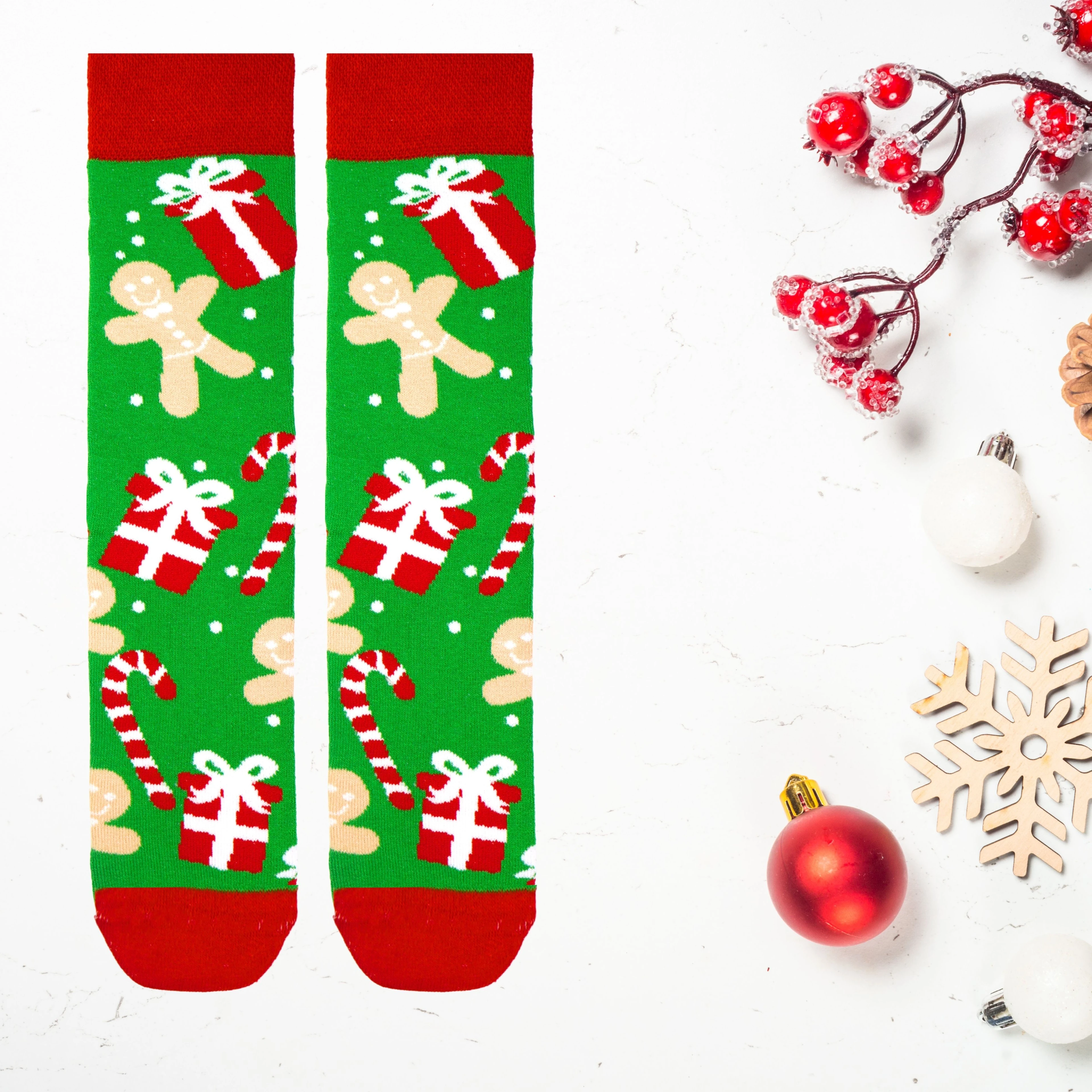 Yeşil Karışık Yılbaşı Desenli Havlu Çorap