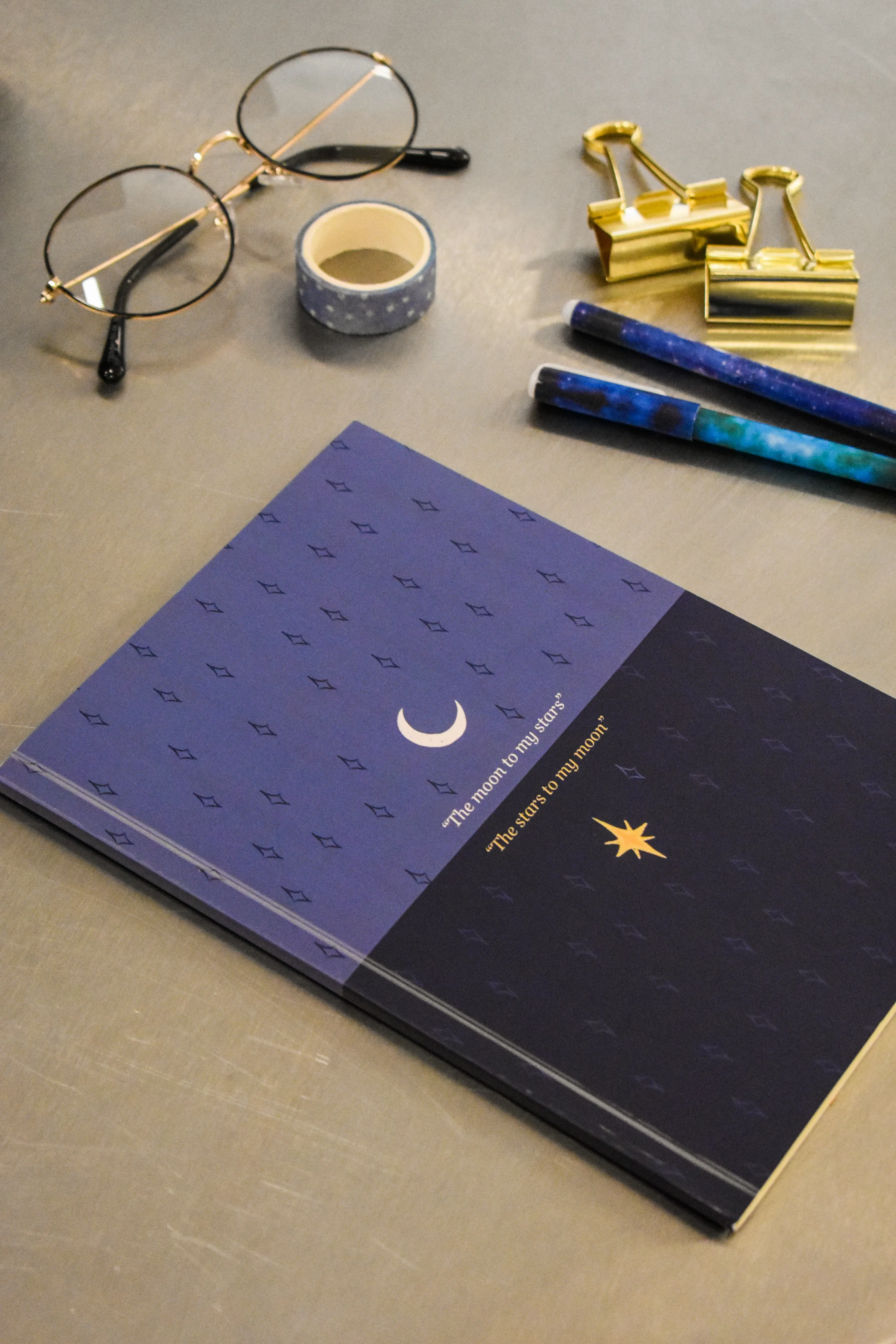 Paper Lab Ay ve Yıldızlı Estetik Amerikan Cilt Noktalı Defter (A5)