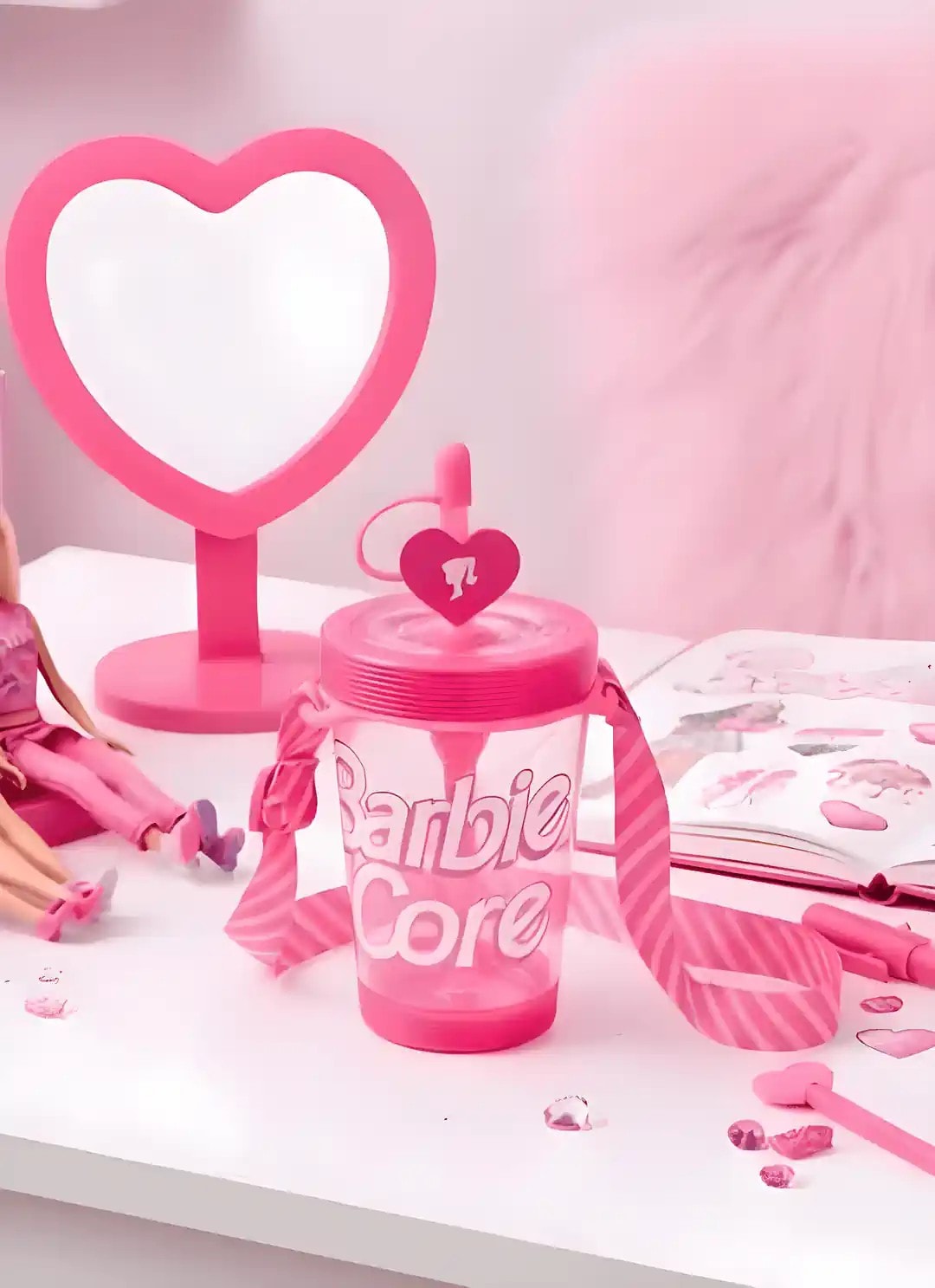Barbie Lisanslı Askılı Plastik Şişe (535ML)