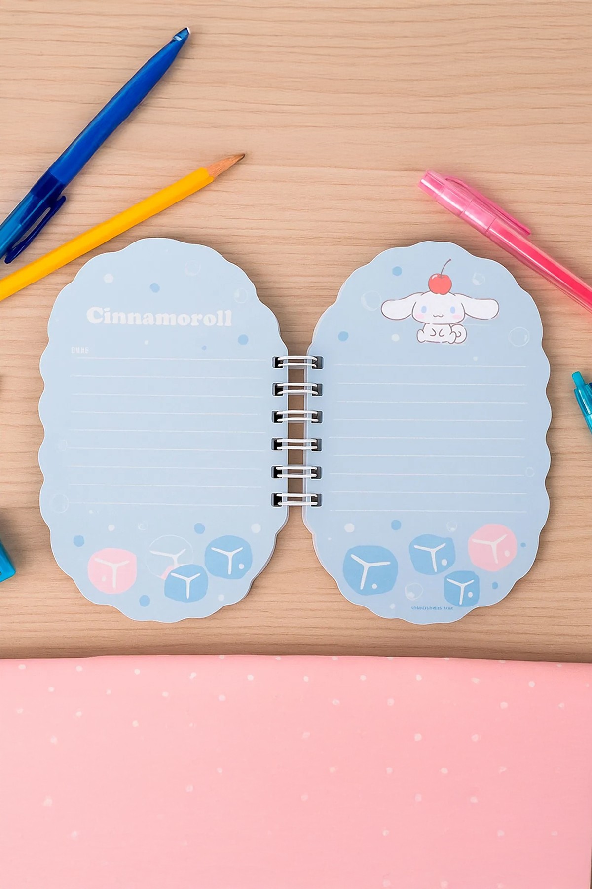 Sanrio Lisanslı Renkli Yaz Serisi Pipetli Kalem Figürlü Telli Defter - Cinnamoroll