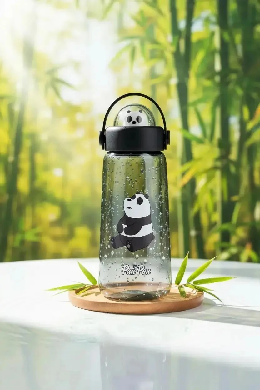 We Bare Bears Lisanslı Panda Su Şişesi – Sızdırmaz ve Dayanıklı Çocuk Matarası 600 ML