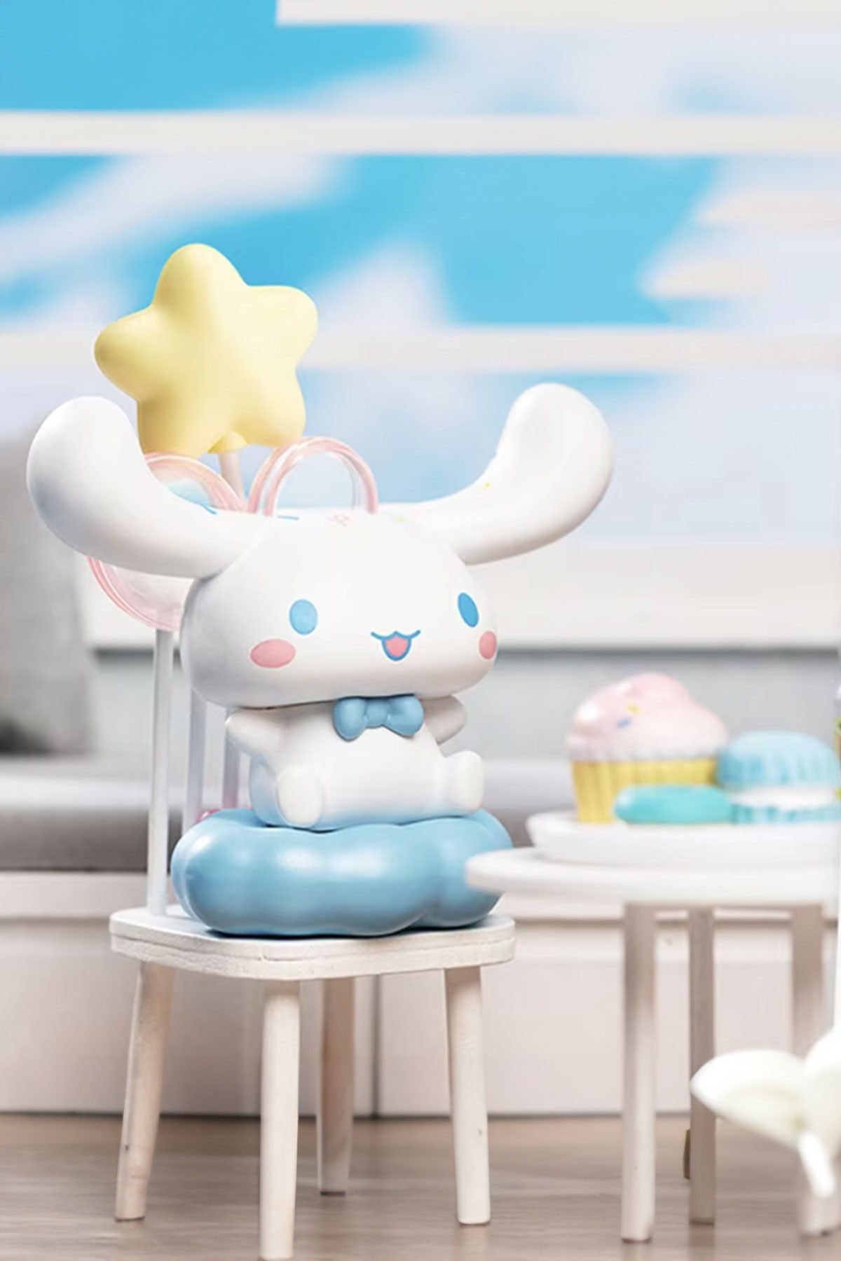 Sanrio Lisanslı Cinnamoroll Anahtarlıklı Sürpriz Figürlü Kutu Blind Box