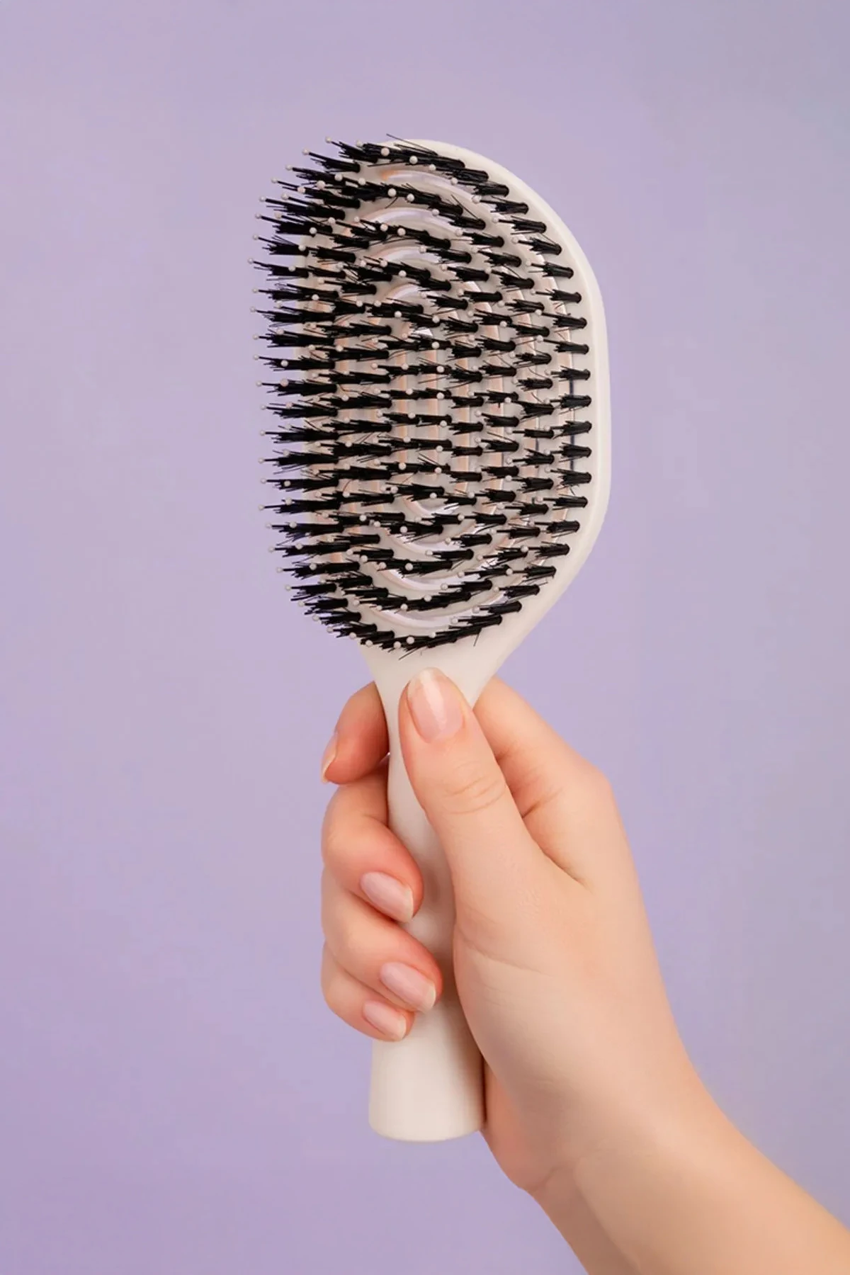 Miniso Lisanslı Ayaklı Havalandırmalı Saç Fırçası – Hafif 23,5 Cm