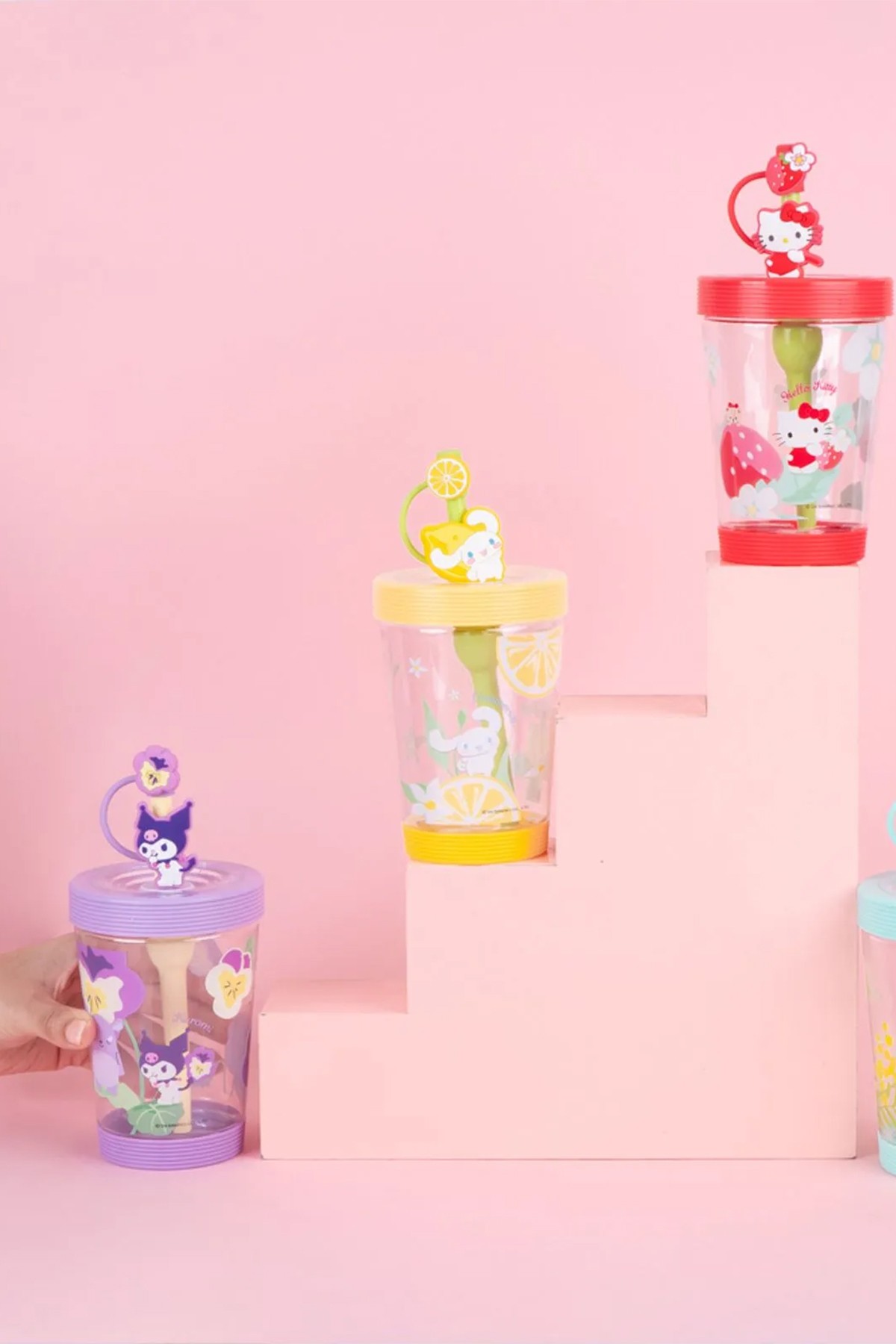 Sanrio Lisanslı Pipetli Plastik Bardak (535ml) - Kuromi