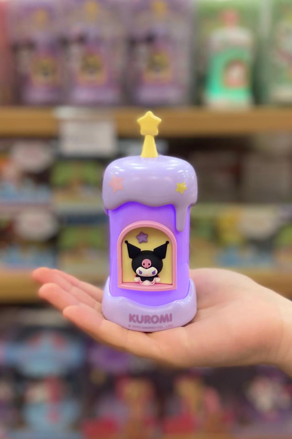 Sanrio Lisanslı Mum Figürlü Gece Lambası - Kuromi