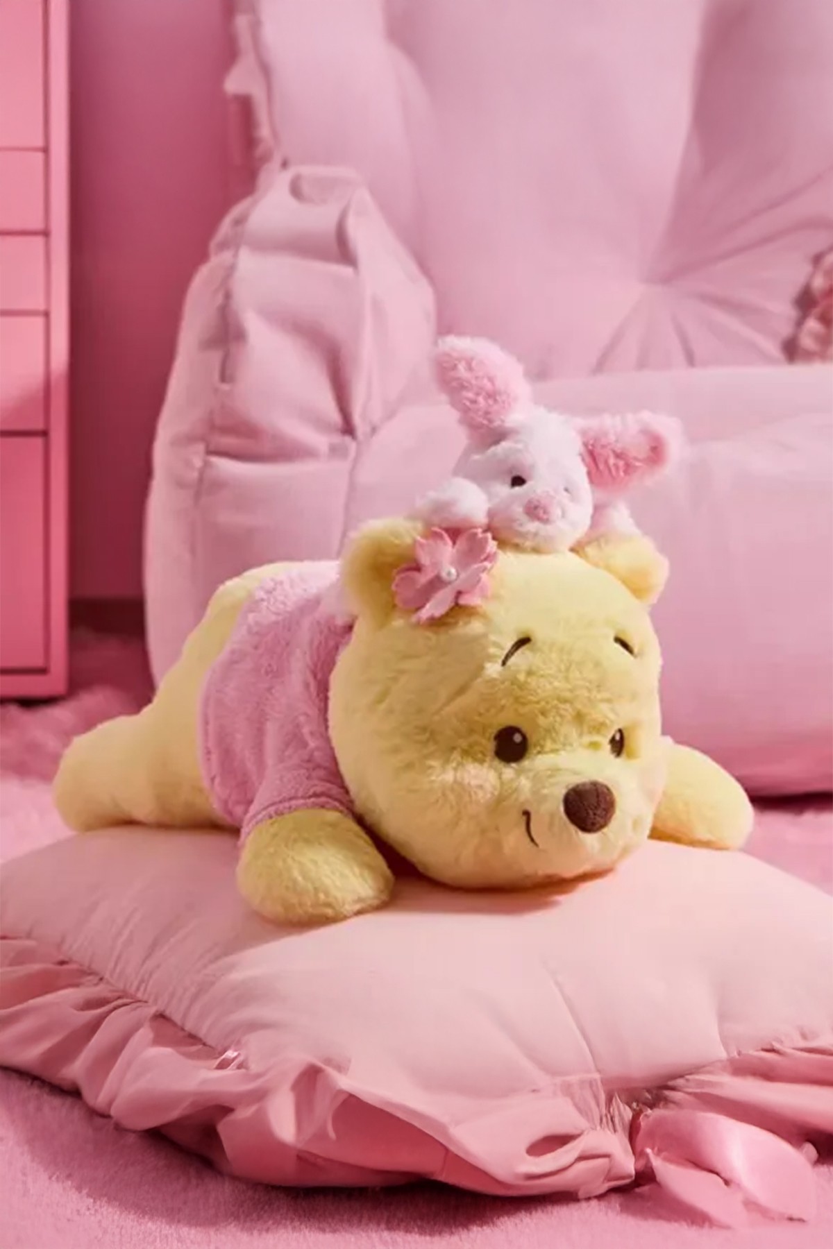 Disney Lisanslı Sakura Serisi Oturan Peluş Oyuncak - Winnie The Pooh