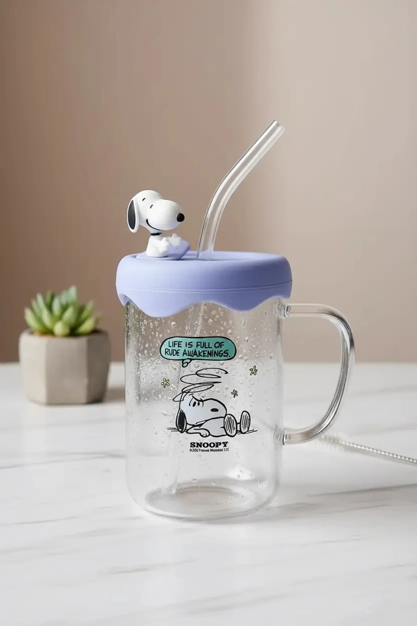 Snoopy Lisanslı Vintage Koleksiyonu Silikon Kapaklı Borosilikat Bardak
