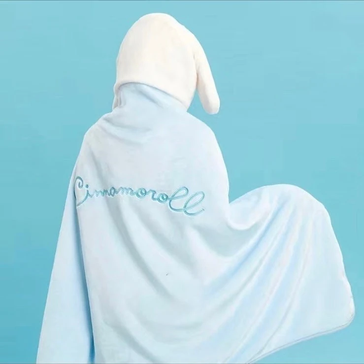 Sanrio Lisanslı Cinnamoroll Dört Mevsim Battaniye