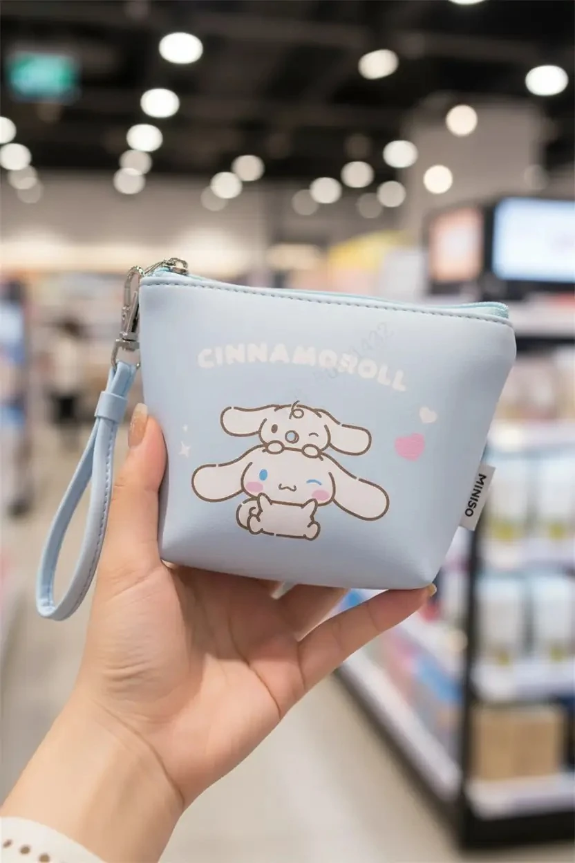Sanrio Lisanslı Beşgen Mini Bozuk Para Çantası - Cinnamoroll