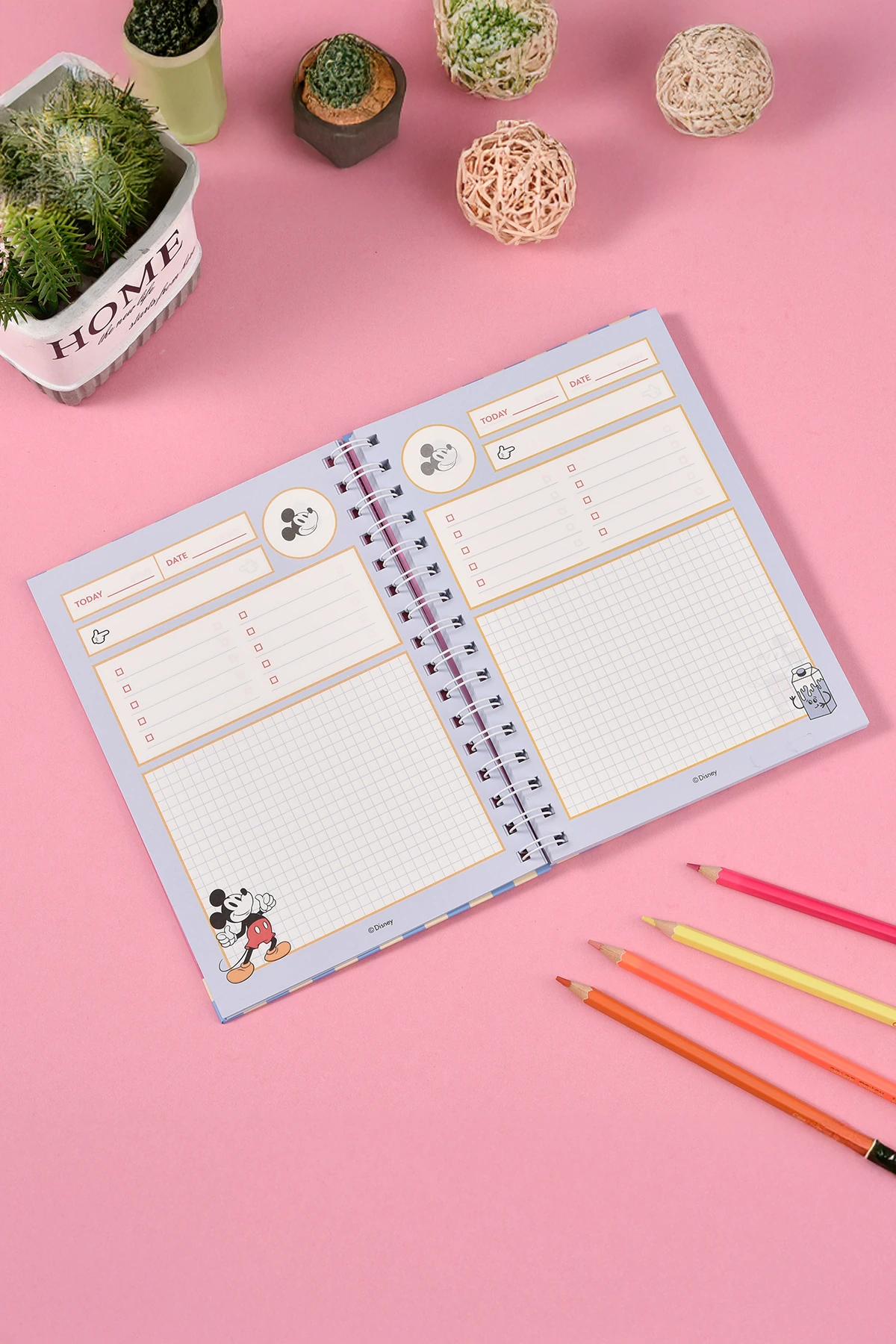 Disney Lisanslı Mickey Yemek Koleksiyonu A5 Günlük Planlayıcı (72 Sayfa, Çıkartmalarla)