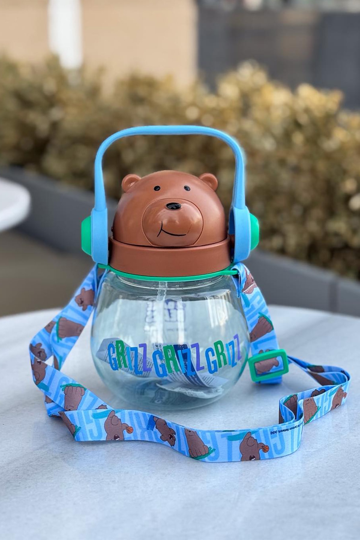We Bare Bears Lisanslı Omuz Askılı Plastik Şişe (800ml) - Bozayı
