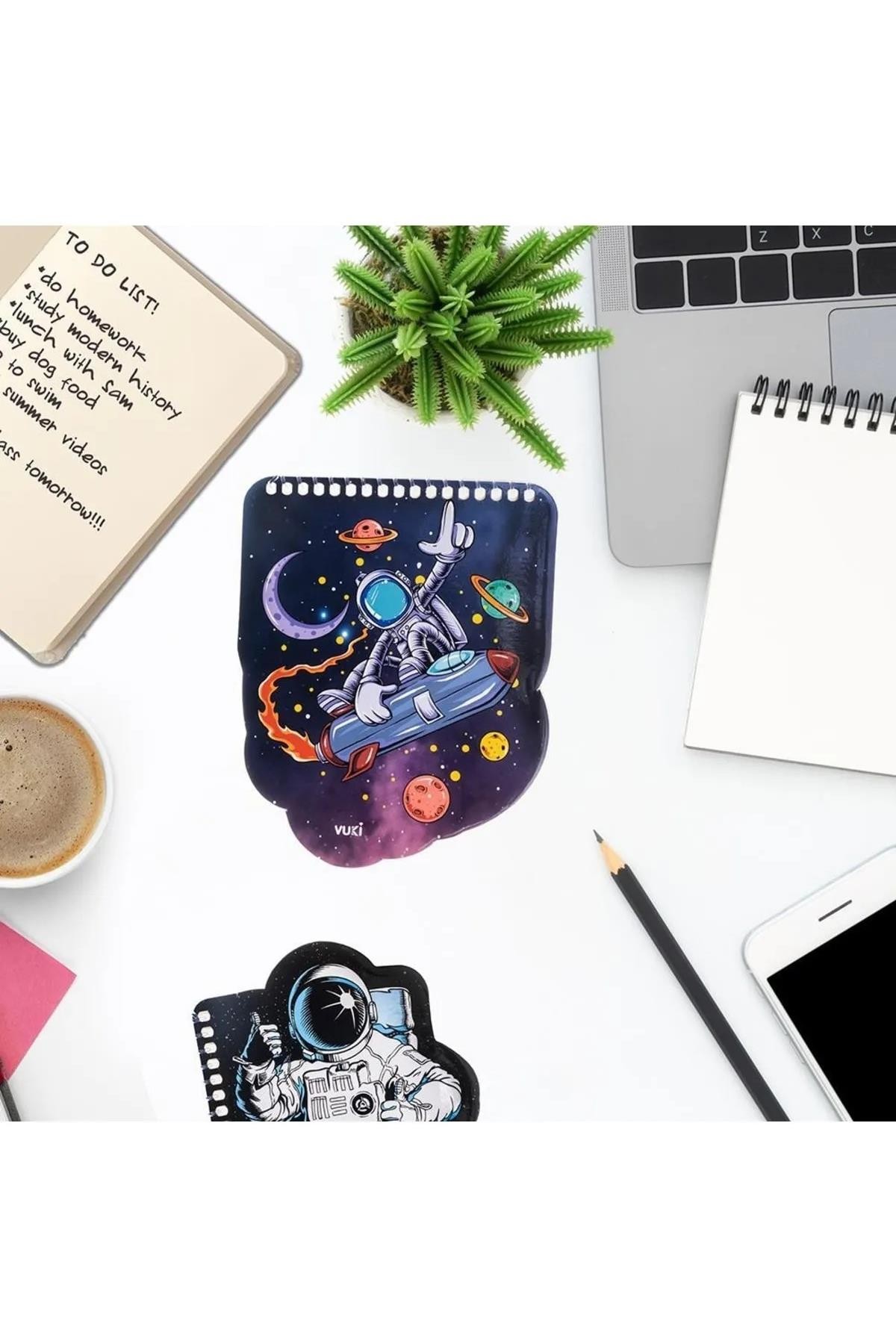 Vuki Şekili Spiralli Defter-Astronot