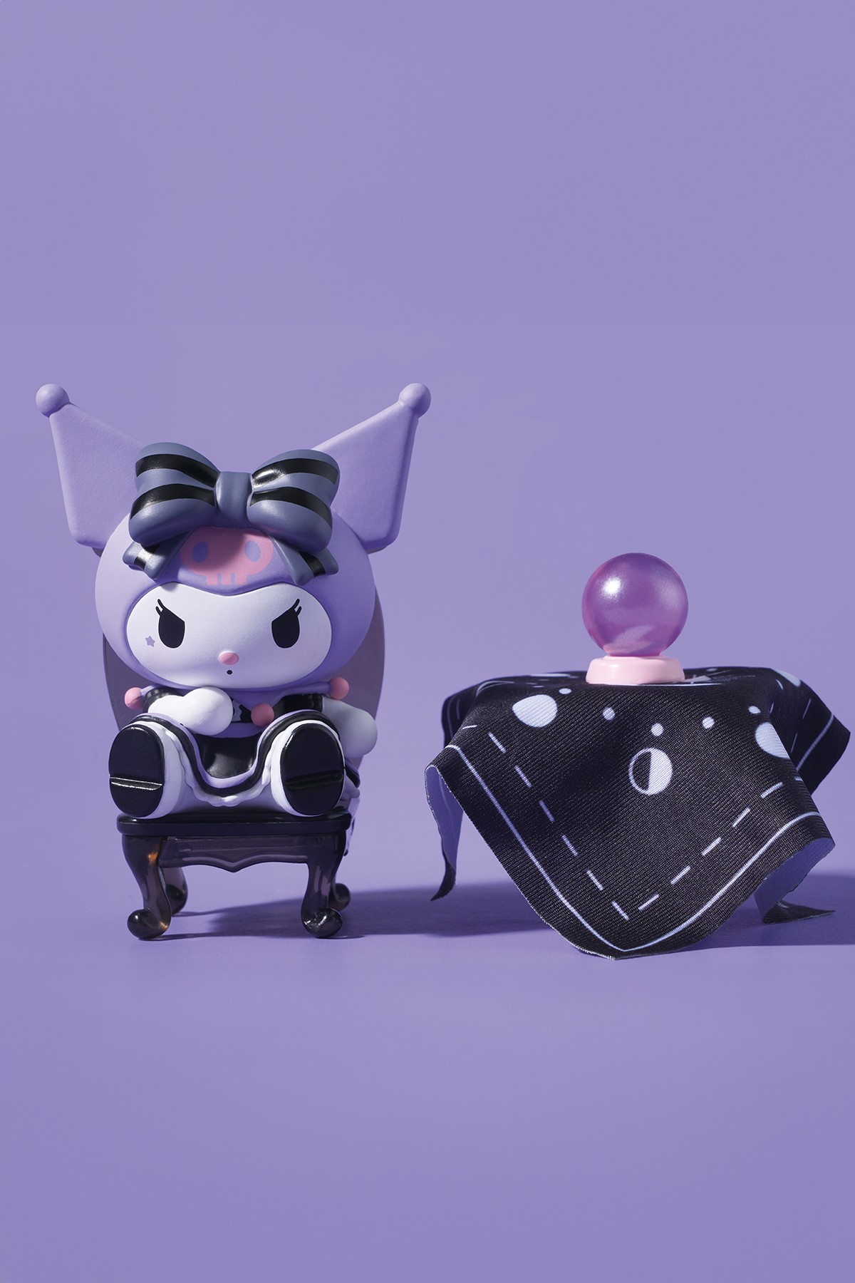 Sanrio Lisanslı Kuromi Şanslı Kehanet Serisi Sürpriz Figürlü Kutu Blind Box