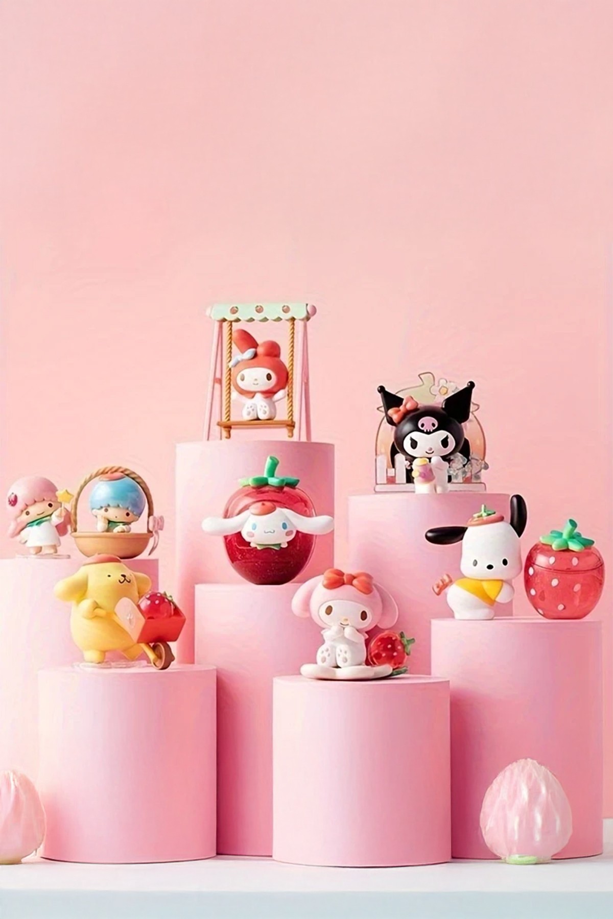 Sanrio Lisanslı Çilek Tarlası Serisi Sürpriz Figürlü Kutu Blind Box