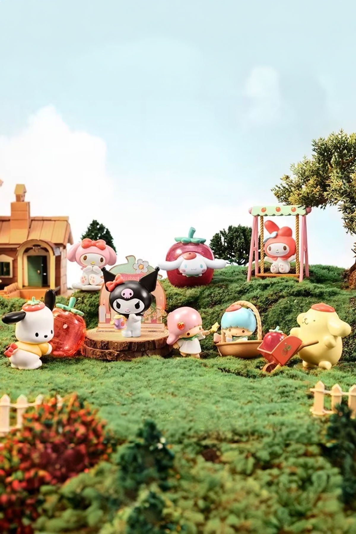 Sanrio Lisanslı Çilek Tarlası Serisi Sürpriz Figürlü Kutu Blind Box