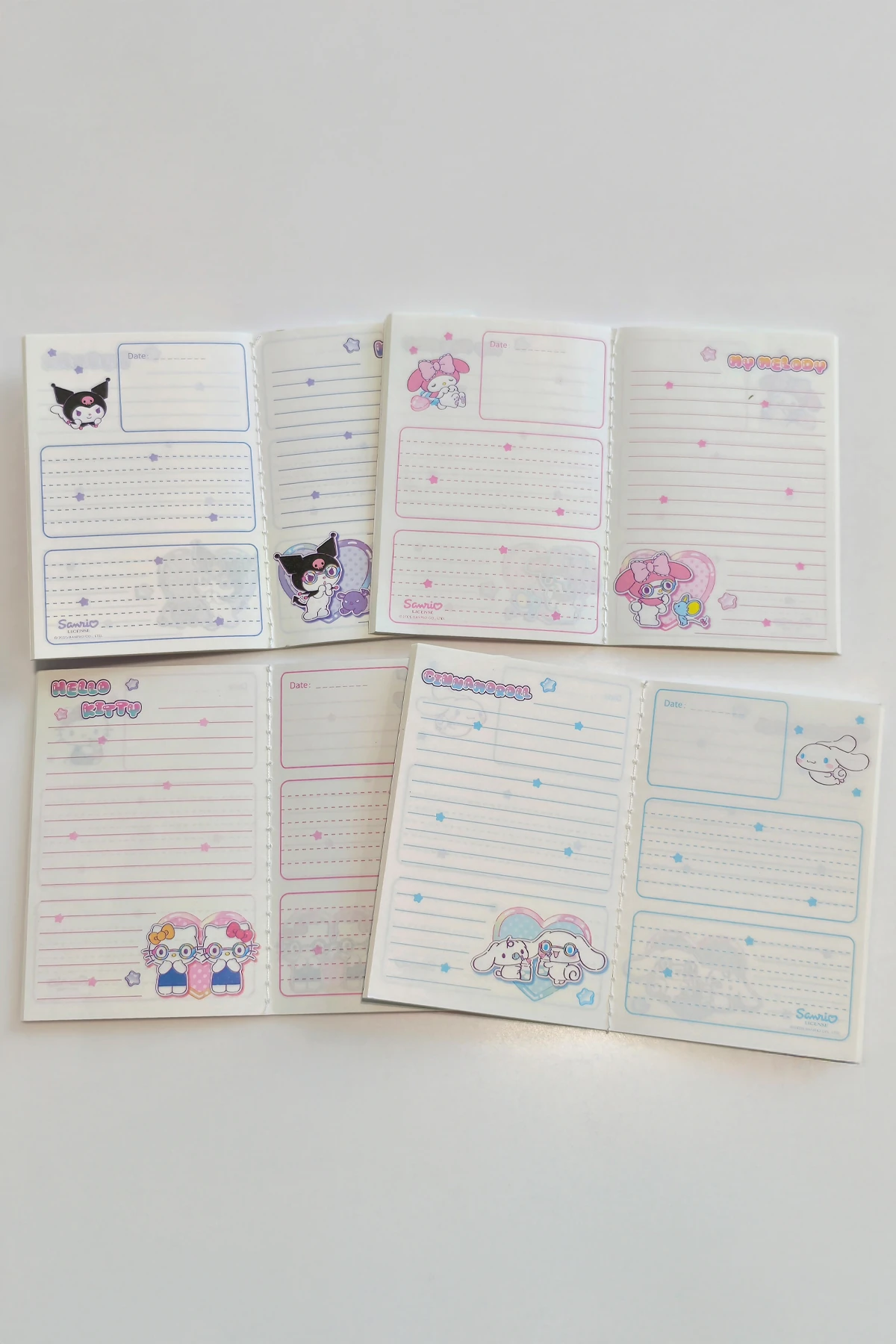 Hello Kitty ve Arkadaşları Lisanslı Dikişli Defter Seti