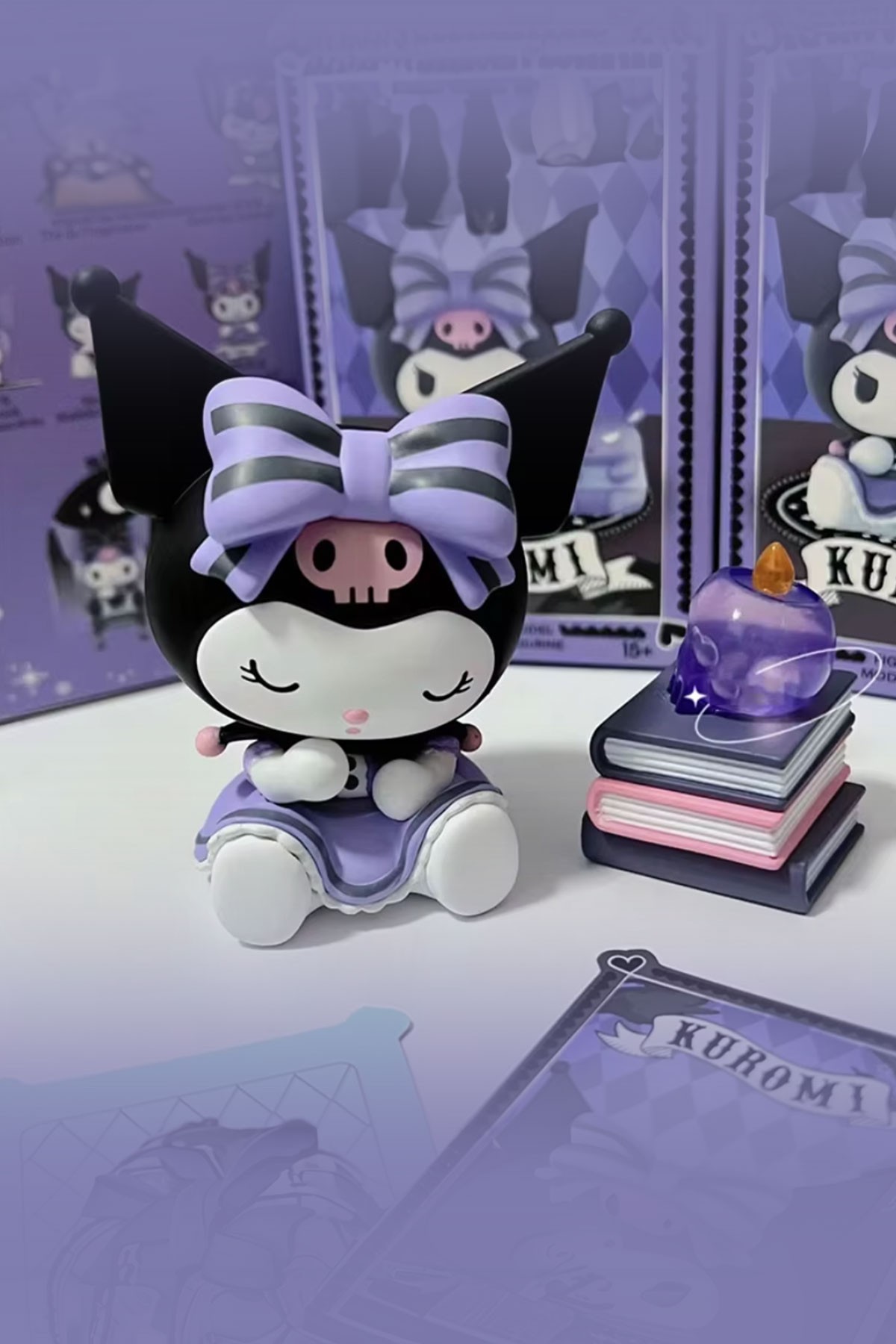 Sanrio Lisanslı Kuromi Şanslı Kehanet Serisi Sürpriz Figürlü Kutu Blind Box