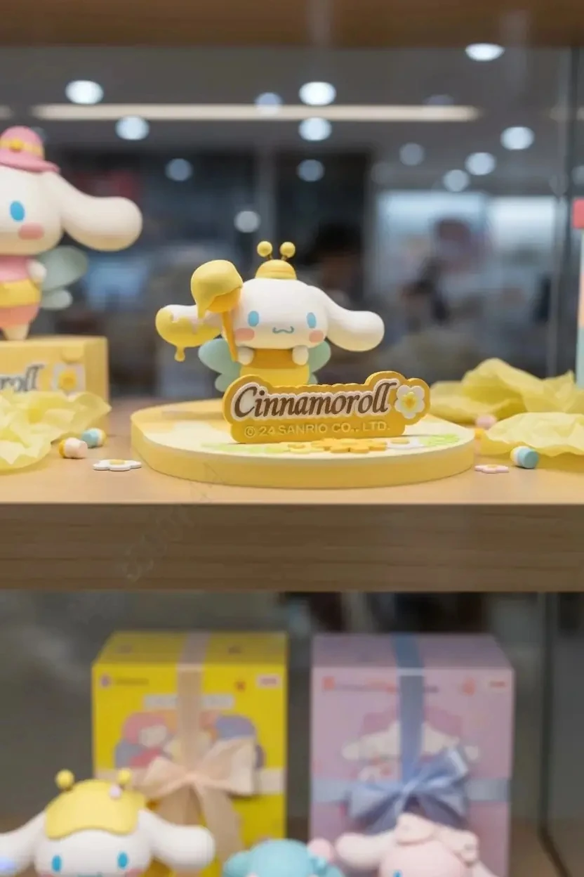 Sanrio Lisanslı Bahar Serisi Masa Üstü Telefon Tutucu (Cinnamoroll)