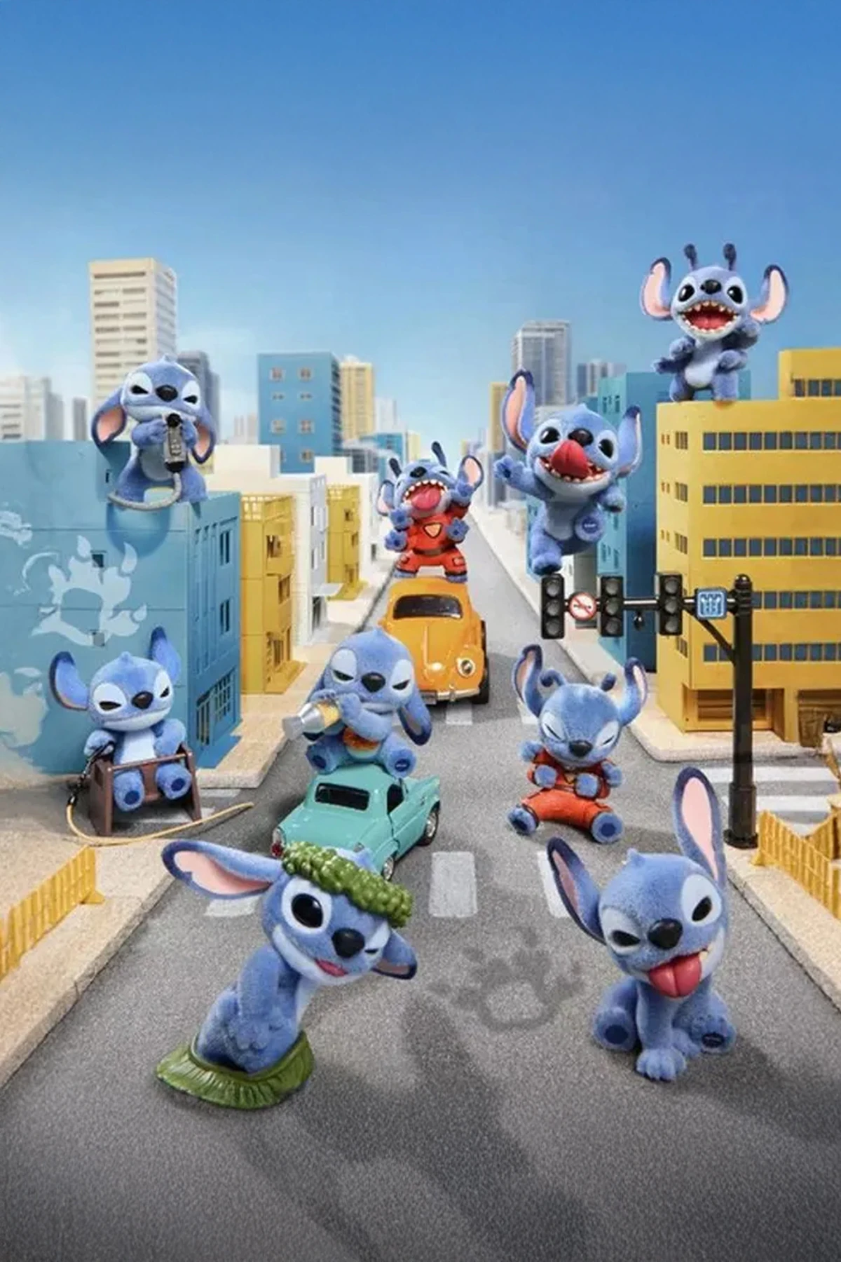 Disney Lilo & Stitch Lisanslı Yaramaz Anlar Sürpriz Figürlü