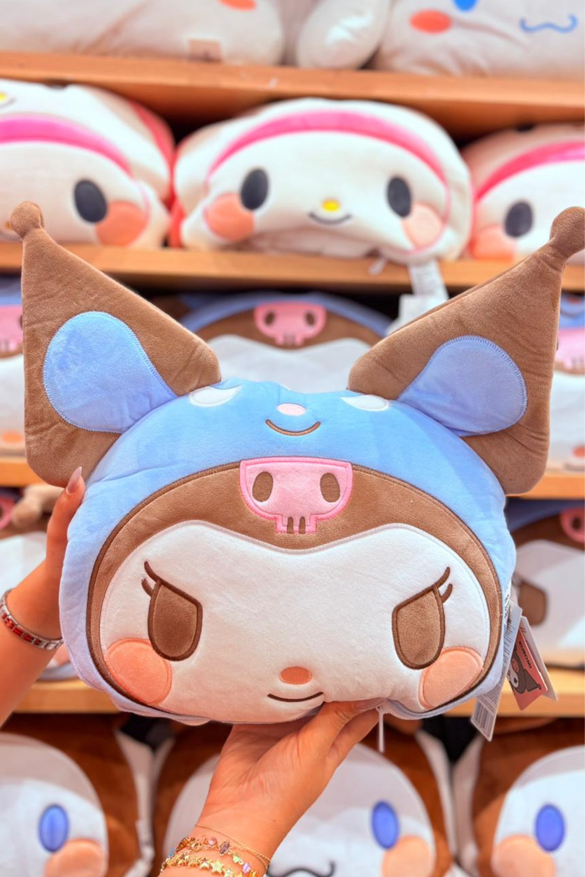 Sanrio Lisanslı Battaniye (Kuromi)