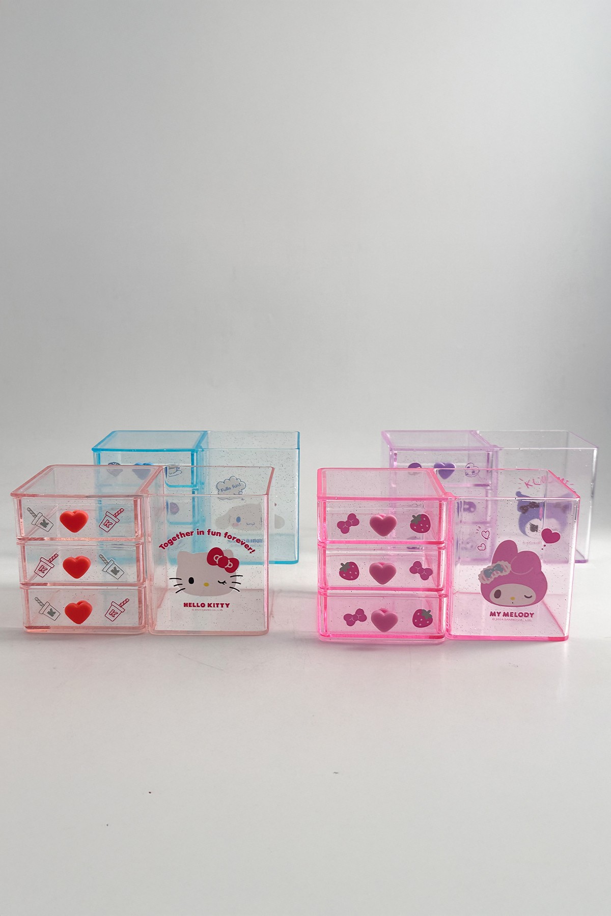 Sanrio Lisanslı Mini 3 Katmanlı Masa Düzenleyici (Hello Kitty)